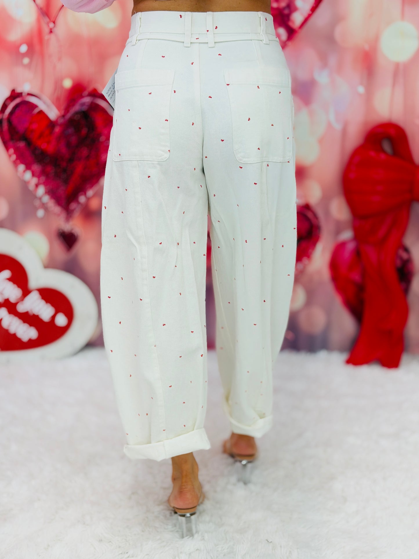 Off White Mini Bow Print Washed Barrel Jeans (Reg.)