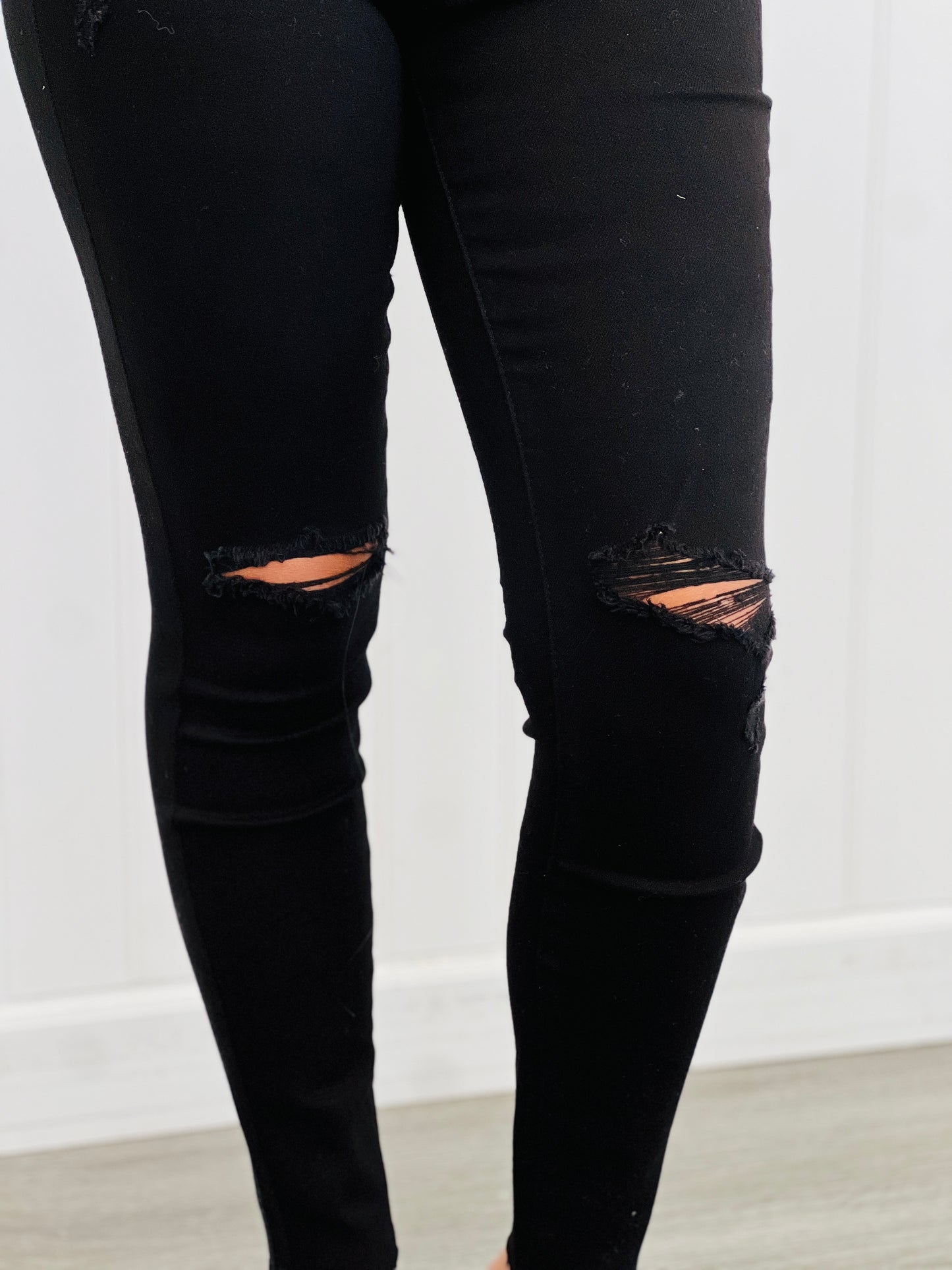 Judy Blue Black Raw Hem Skinny Jeans (Reg. and Plus)