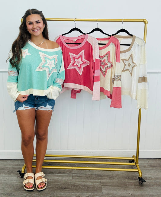 POL Multi Star Patch Contrast Top Remix (Reg.)-4 Colors