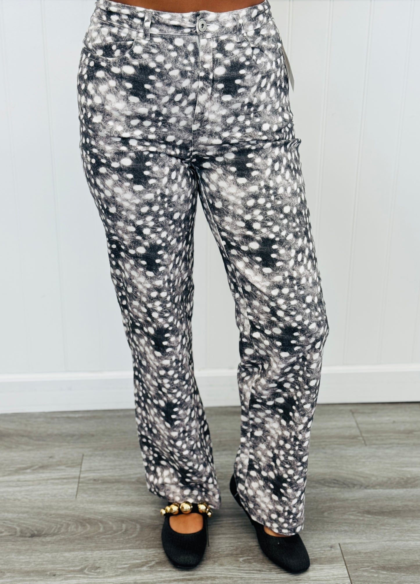 Black Deer Print Straight Leg Pants (Reg.)