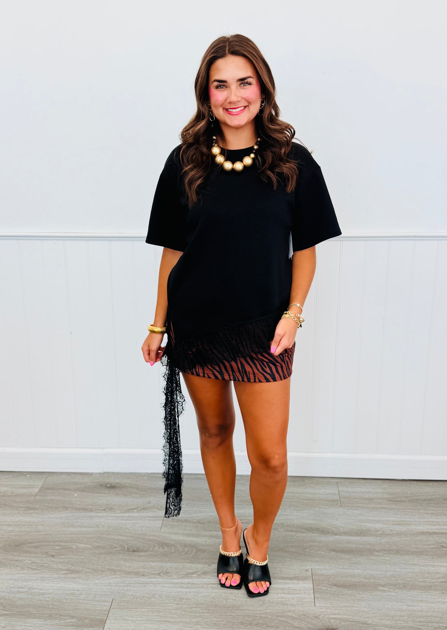 Black Lace Detail Short Sleeve Top (Reg. and Plus)