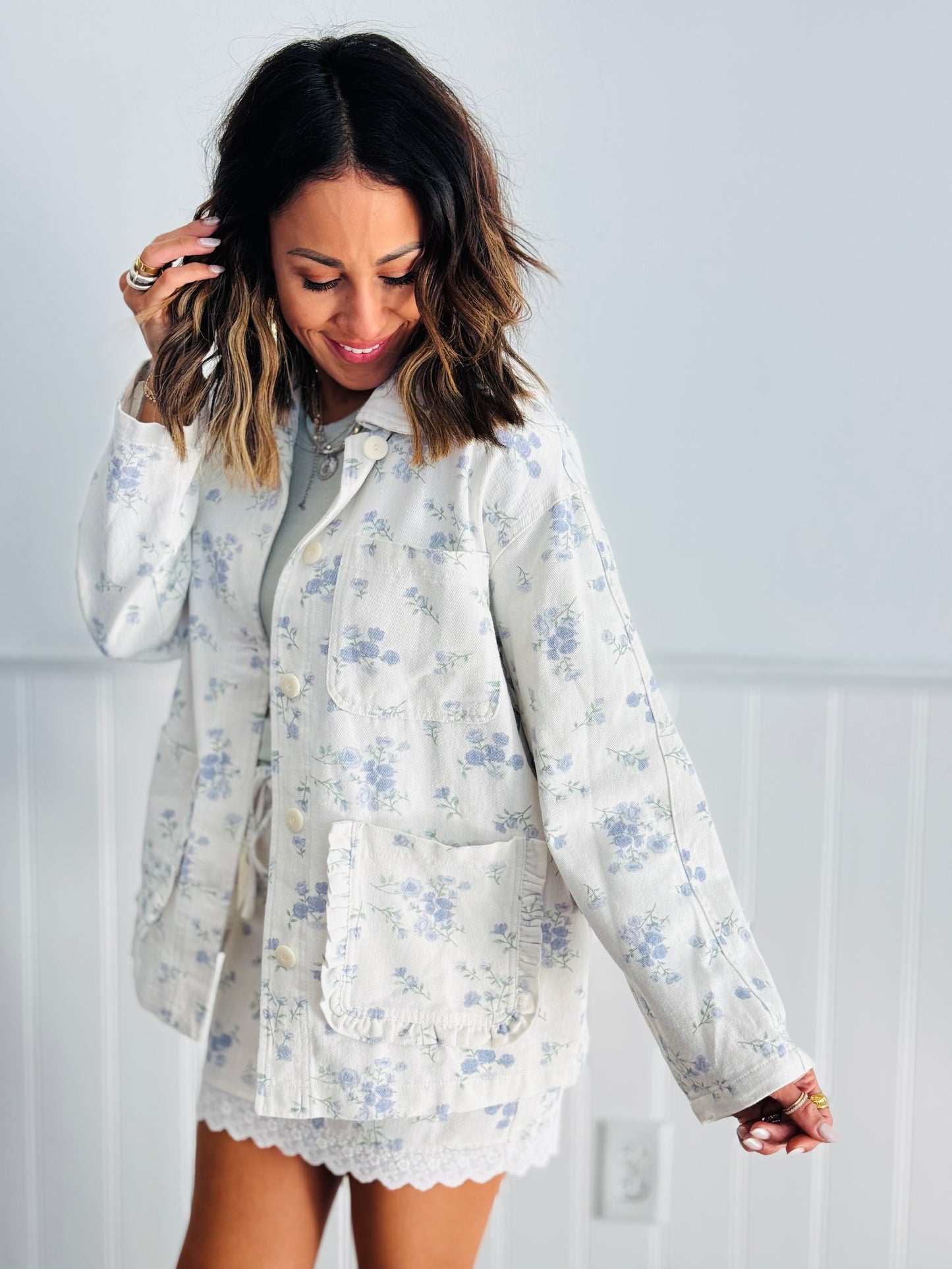 White/Blue Floral Print Shacket (Reg.)