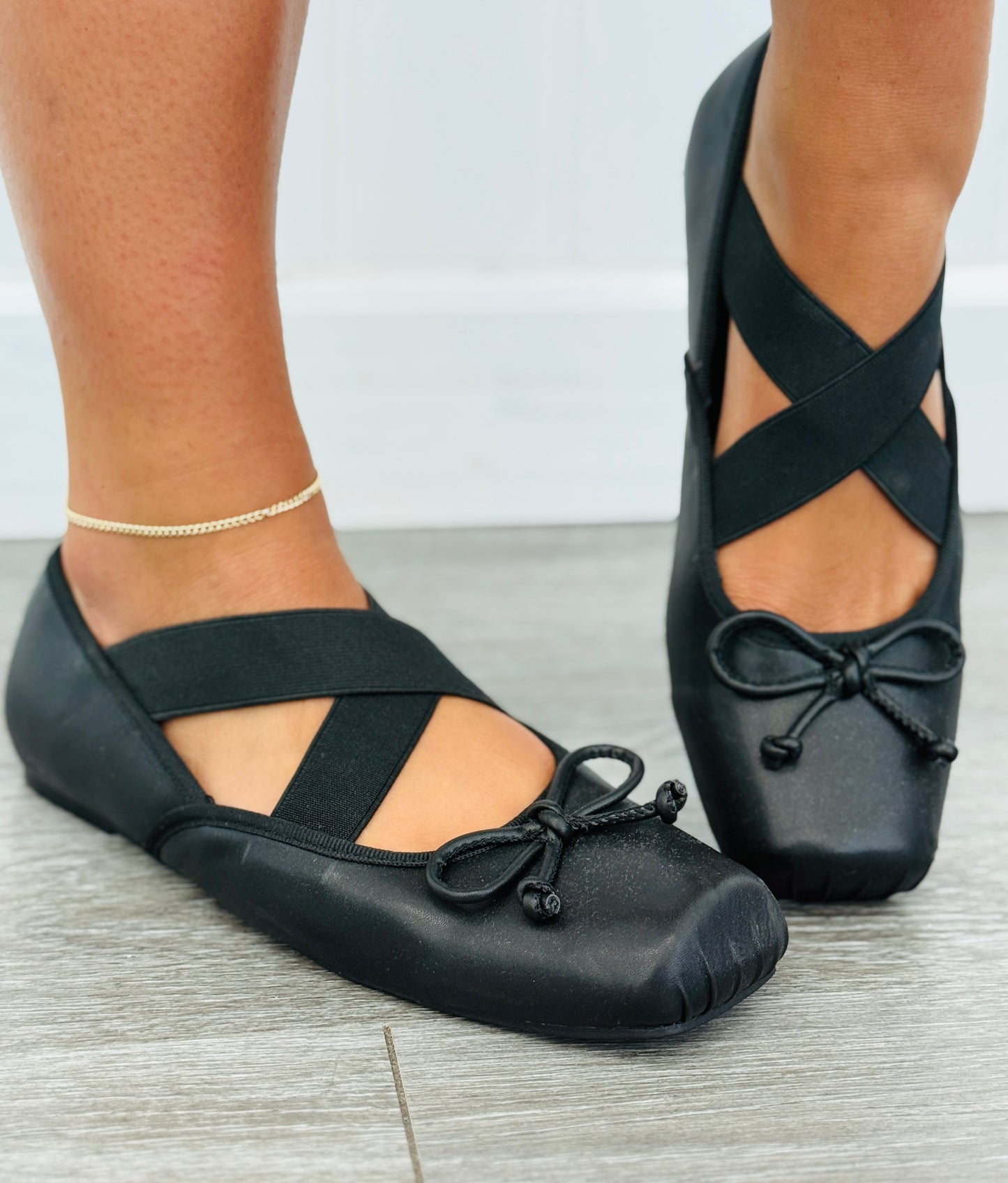 Black On Pointe Ballet Flats