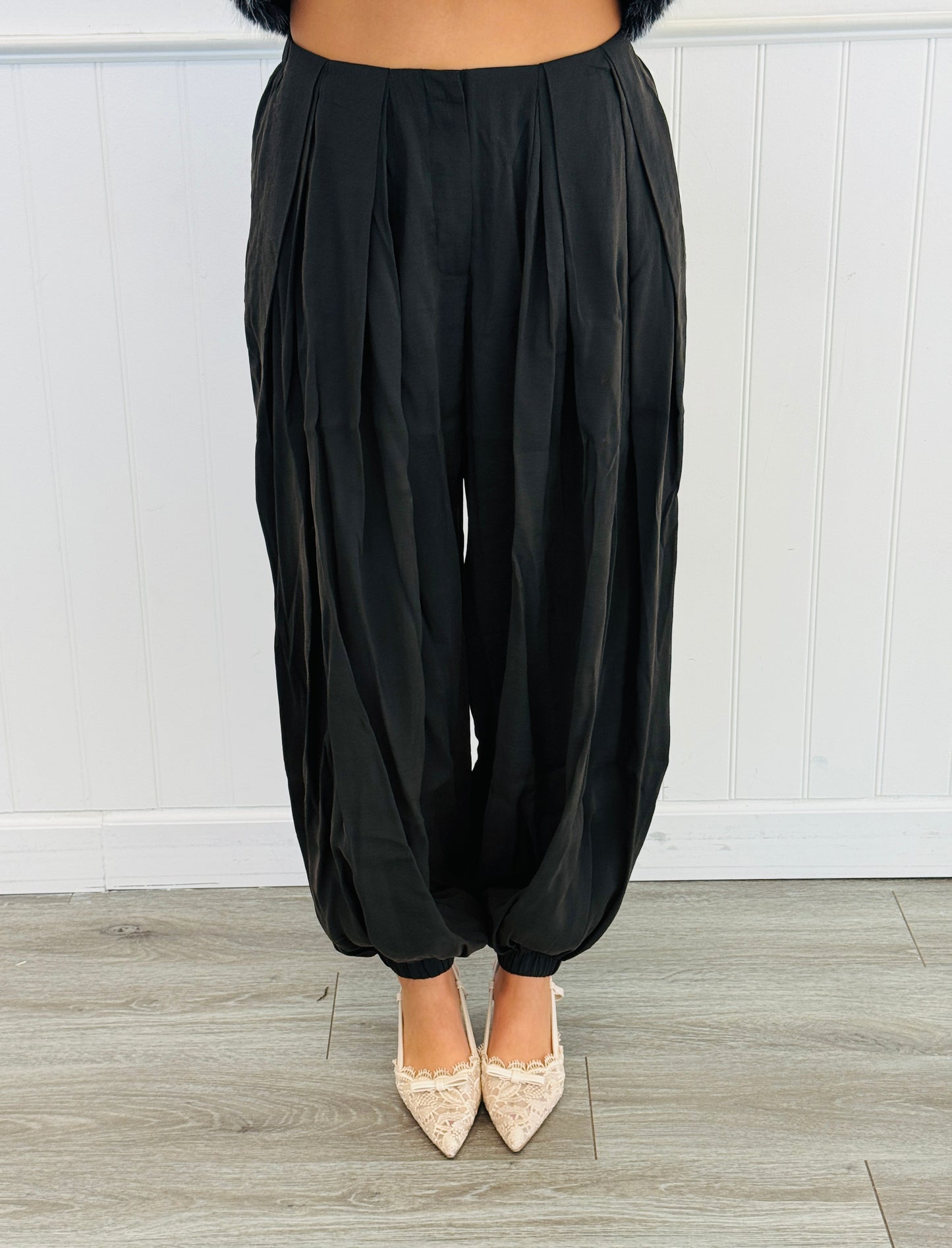 Black Pleated Harem Pants (Reg. and Plus)
