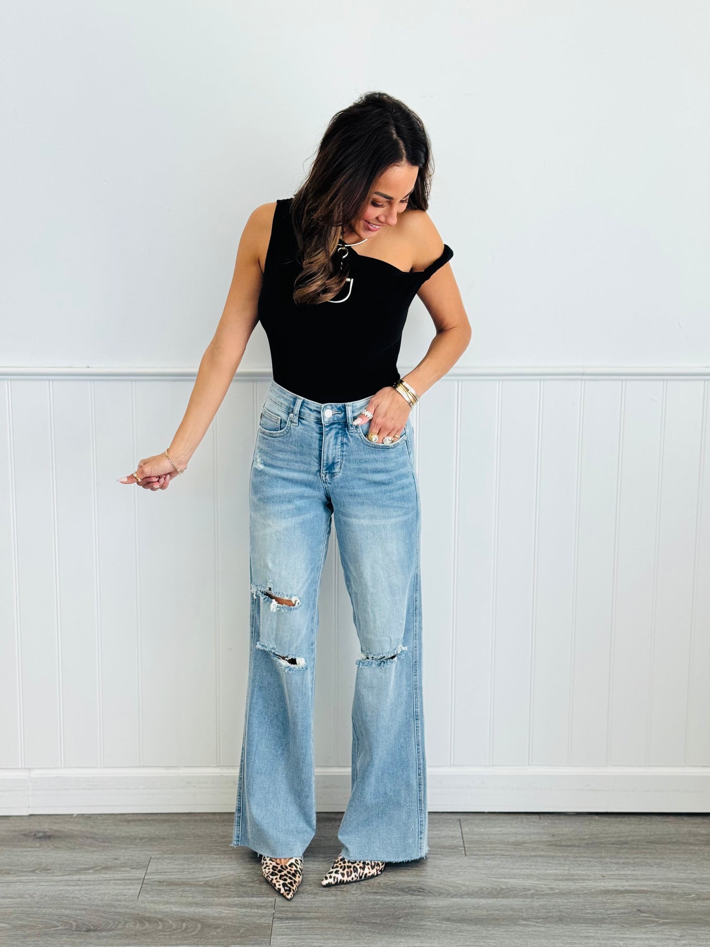 Judy Blue Bayside Bliss Tummy Control Wide Leg Jeans (Reg. & Plus)