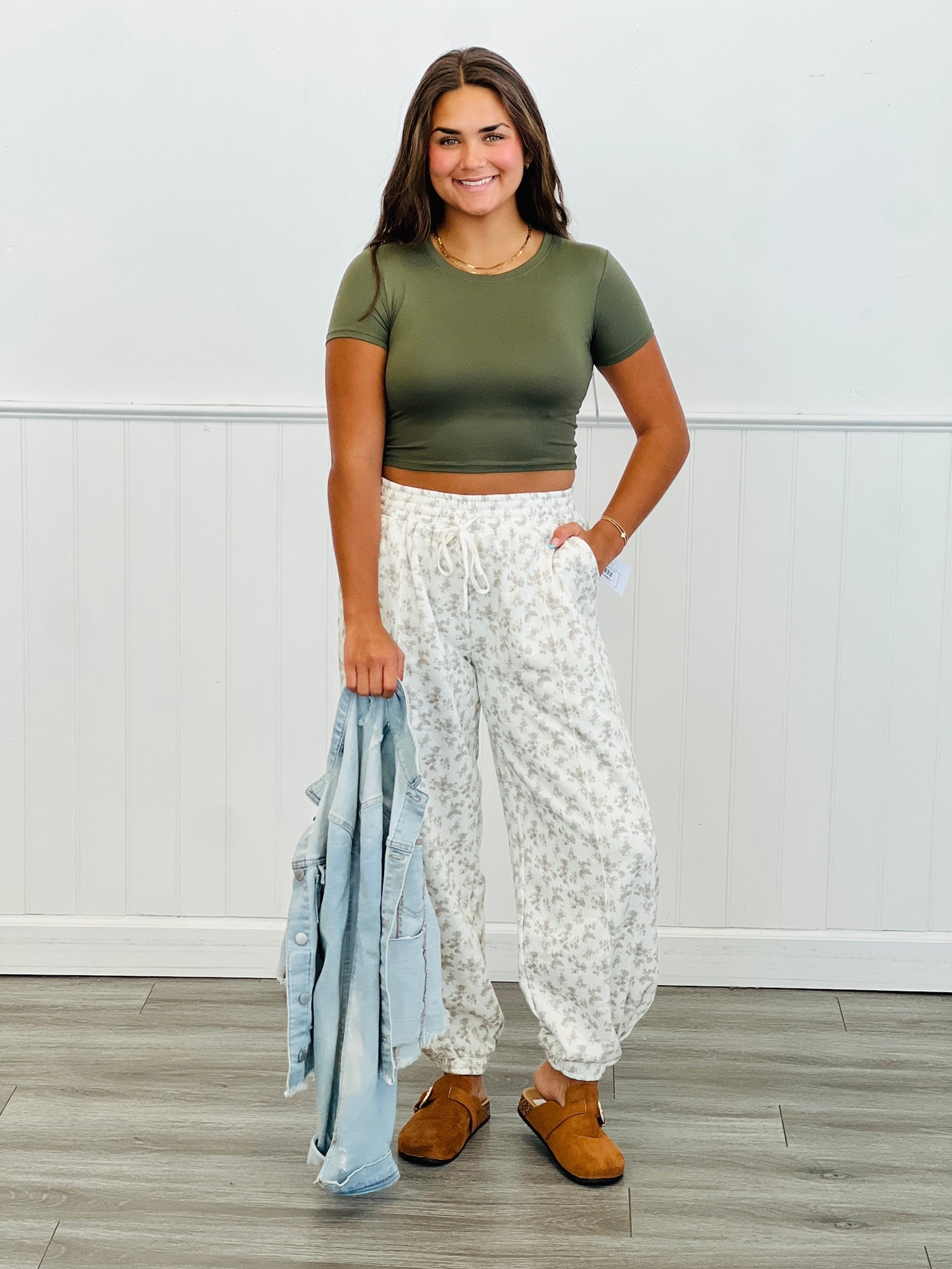 Taupe/Ivory Floral Jogger Pants (Reg.)