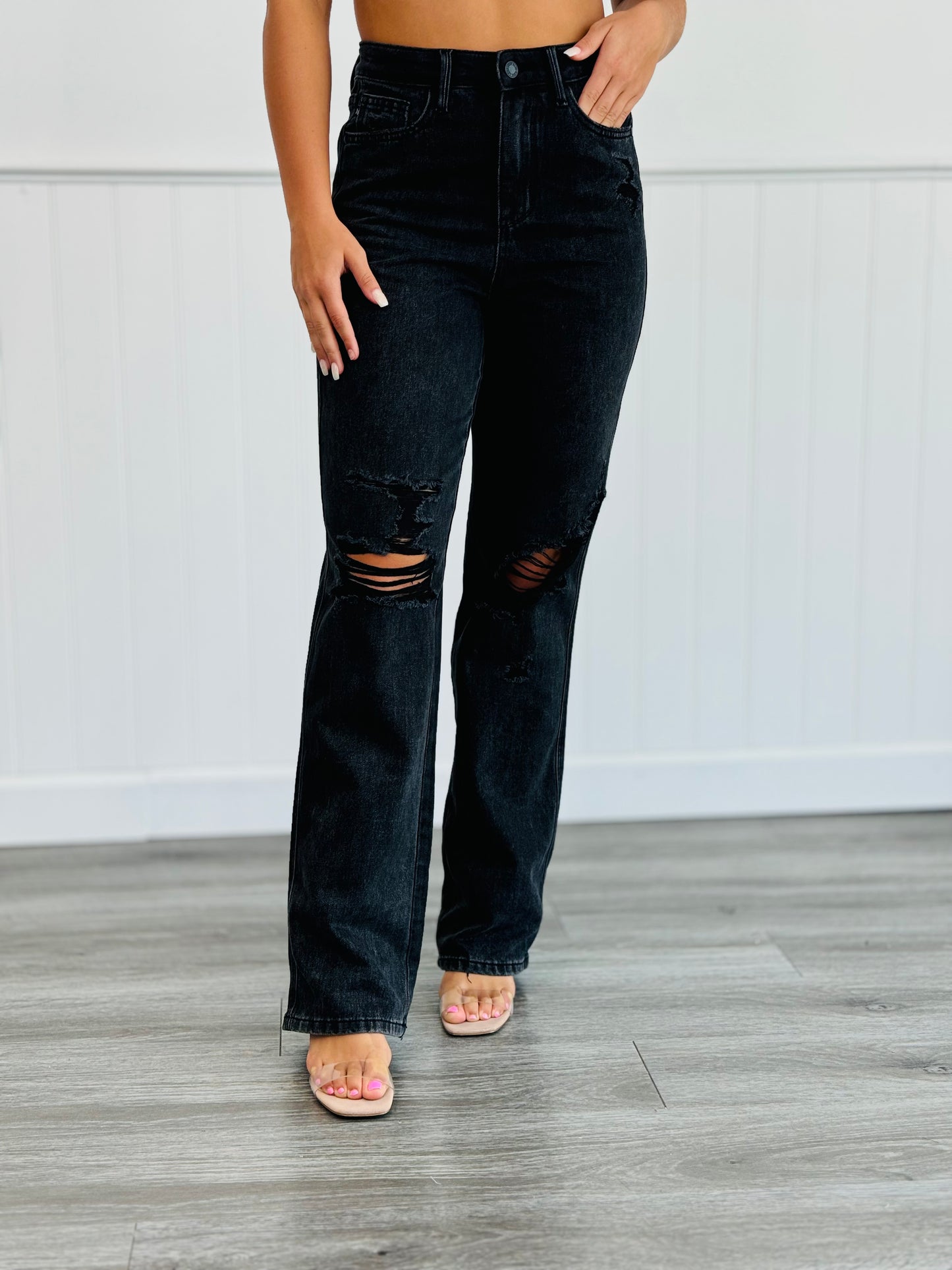 Judy Blue Beyond The Magic Rigid Straight Jeans (Reg. and Plus)