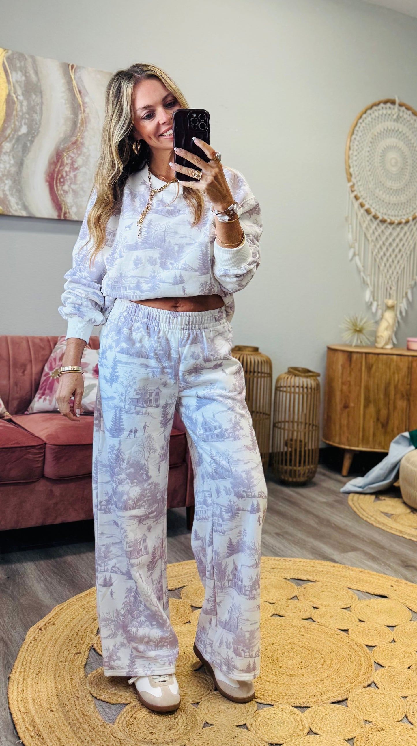 Dusty Purple Holiday Print Sweatshirt (Reg.)