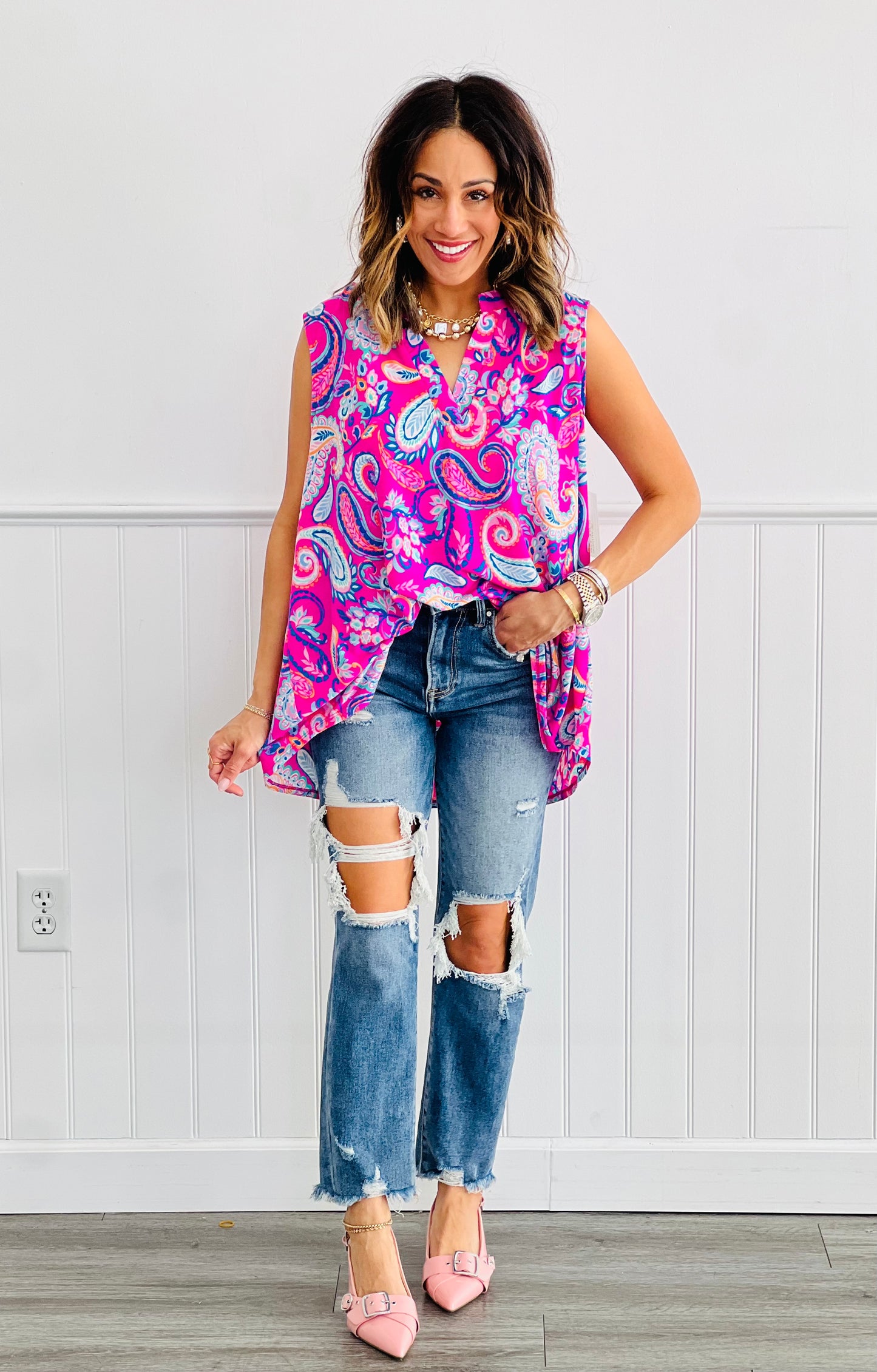 Dear Scarlett Pink Paisley Sleeveless Lizzy Top (Reg. & Plus)