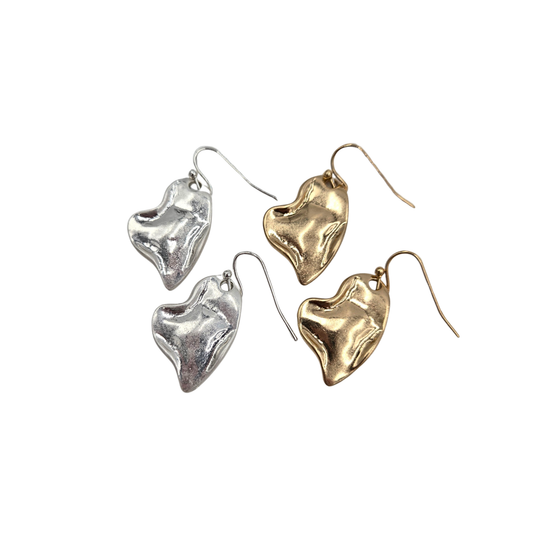 Wavy Heart Pendant Earrings (2 colors)