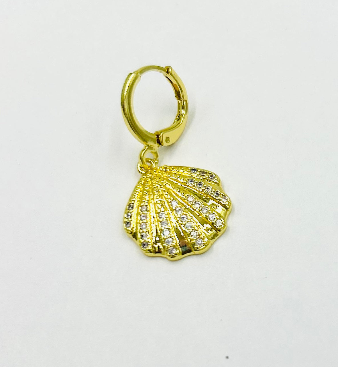 TJ - Shell Charm