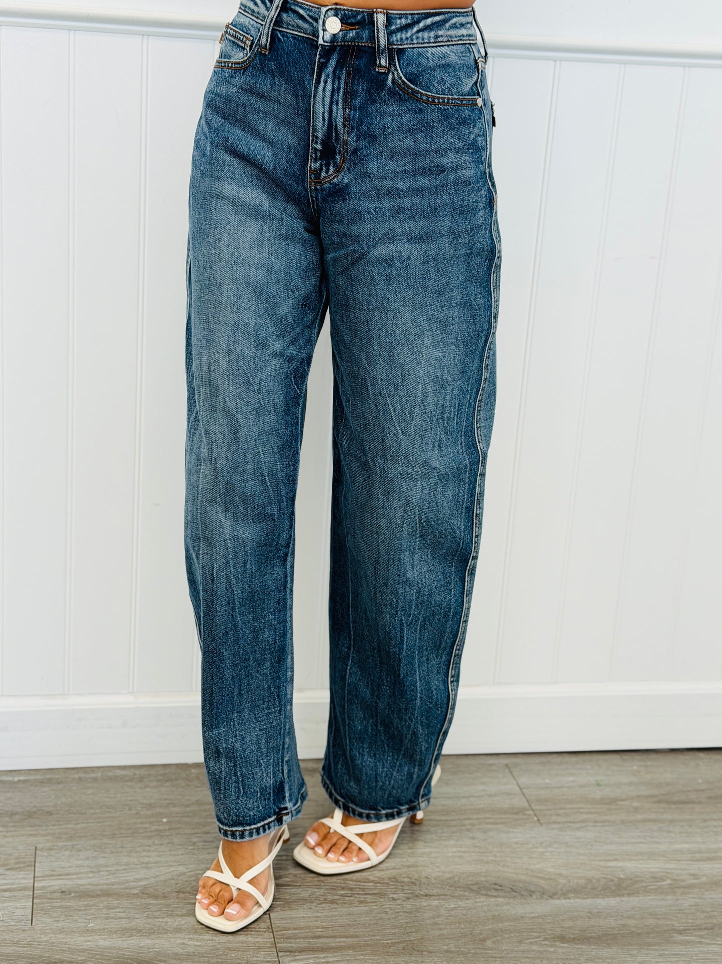 Judy Blue Aspen Arc Rigid Magic Jeans (Reg. and Plus)