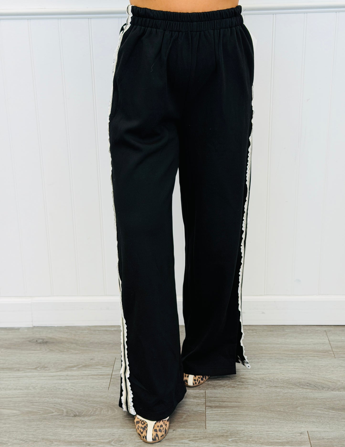 Black Contrast Side Stripe Wide Leg Pants (Reg & Plus)