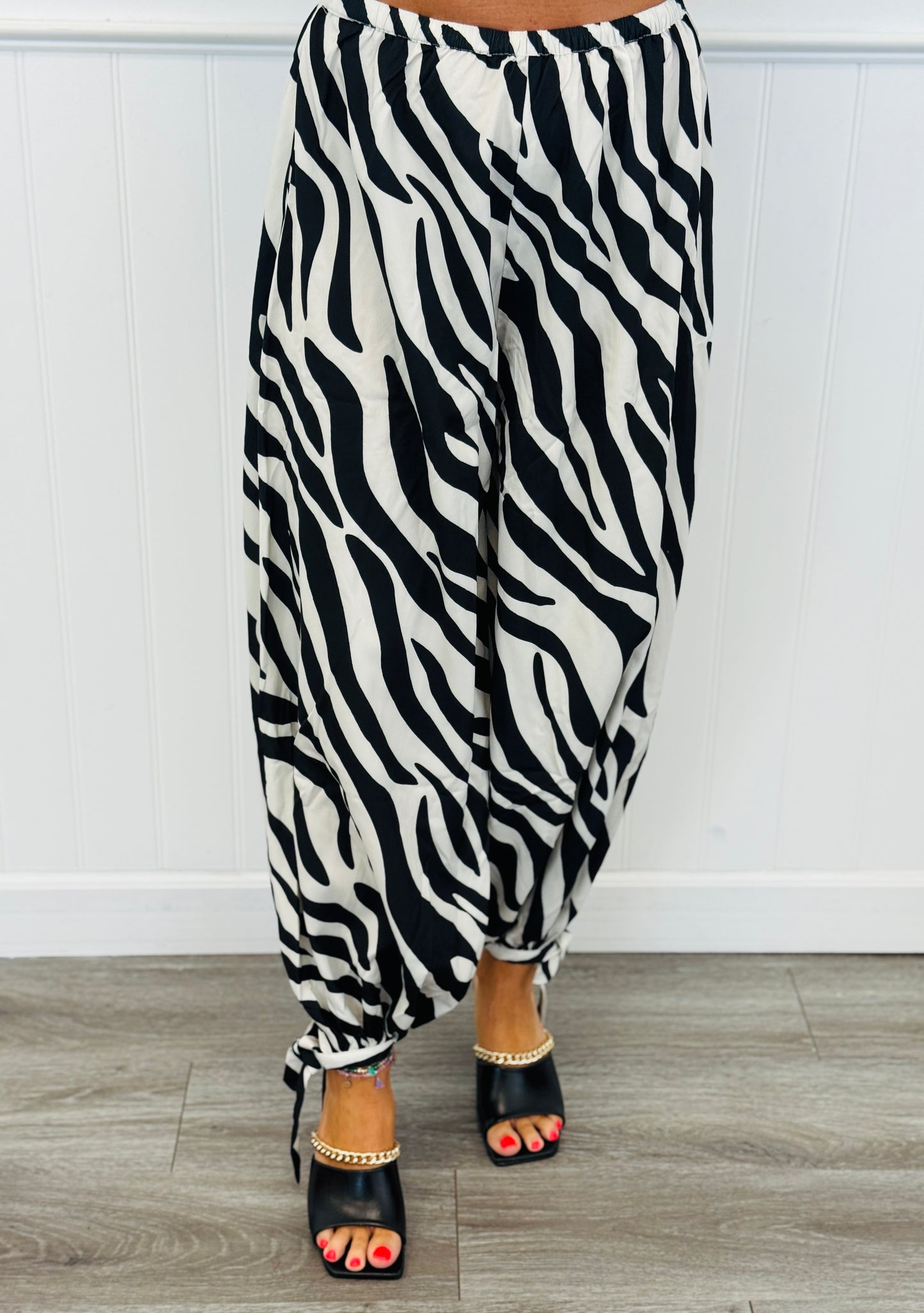Zebra Print Top & Pants Set (Reg.)