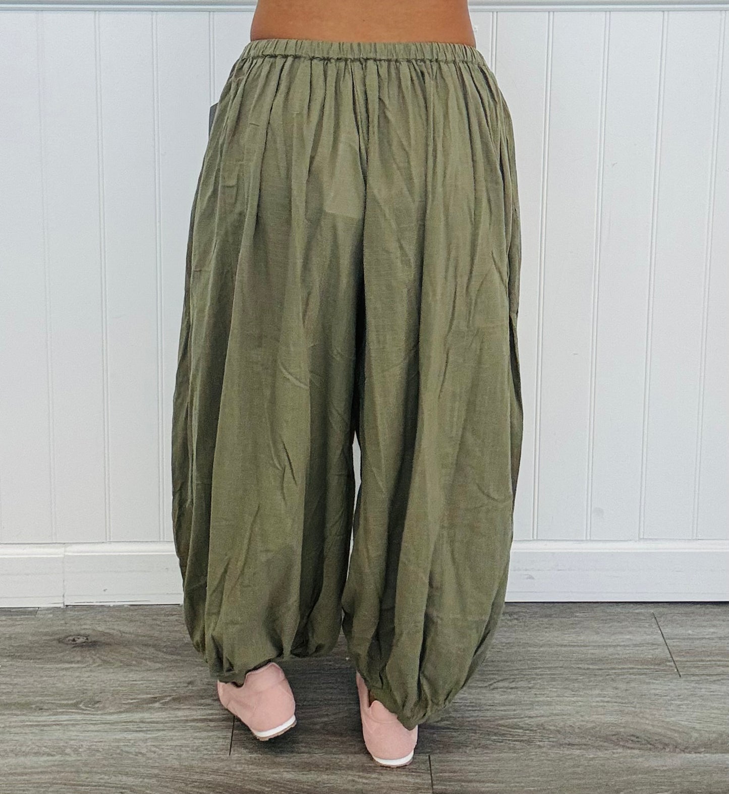 Shirred Harem Pocket Pants (Reg.) - 2 Colors