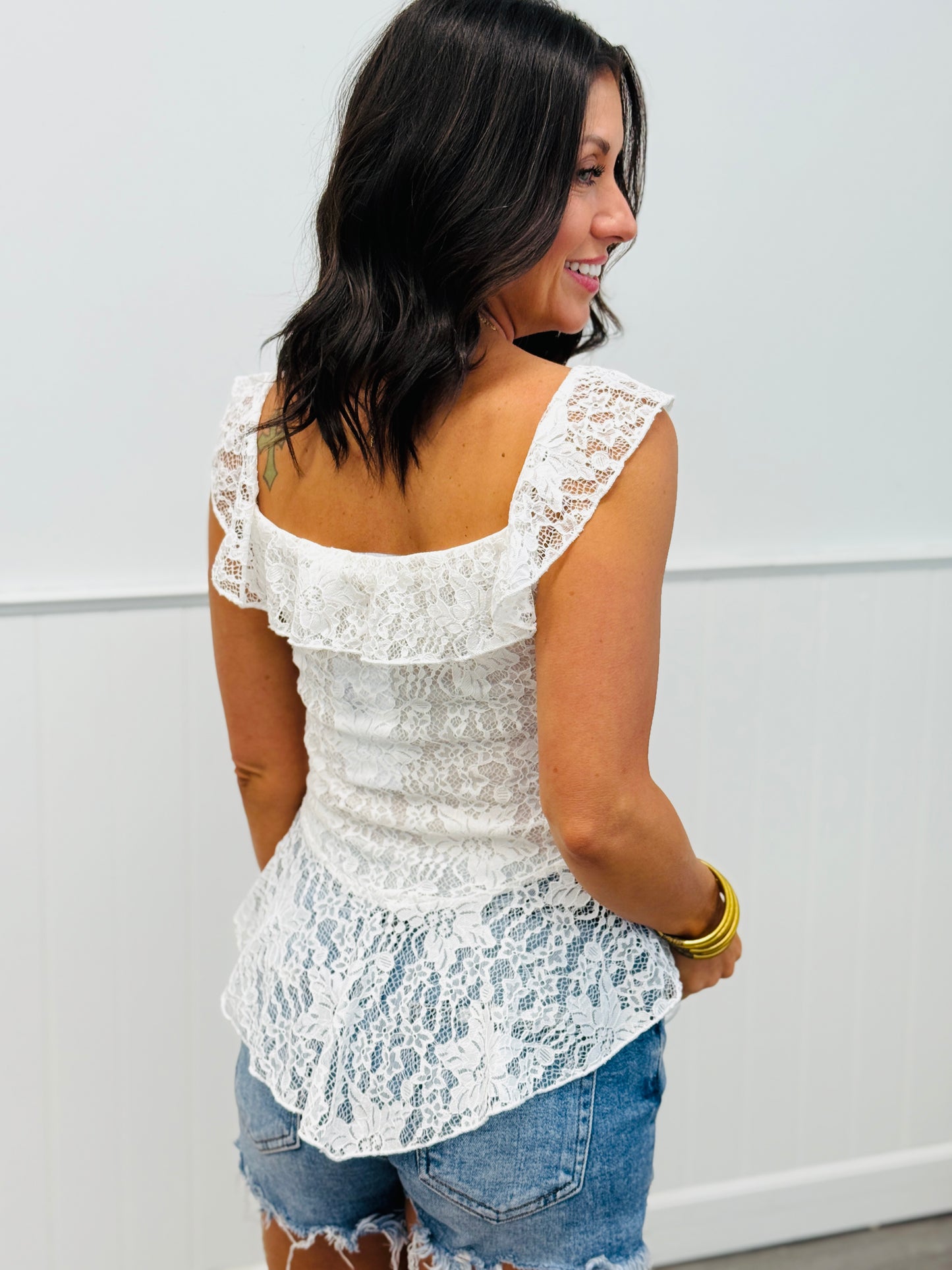 Off White Ruffle Floral Lace Top (Reg.)