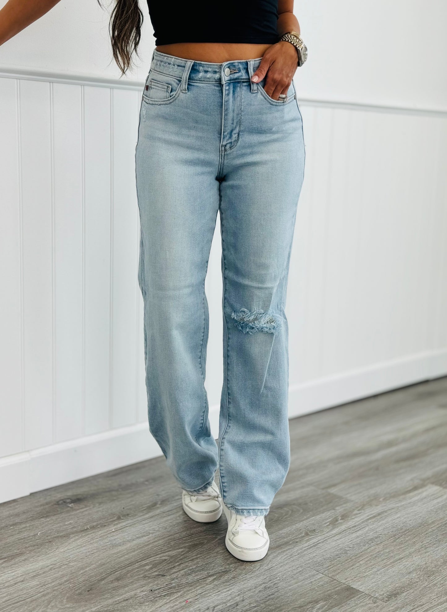 Judy Blue 90's Raise The Roof Straight Jeans (Reg. and Plus)