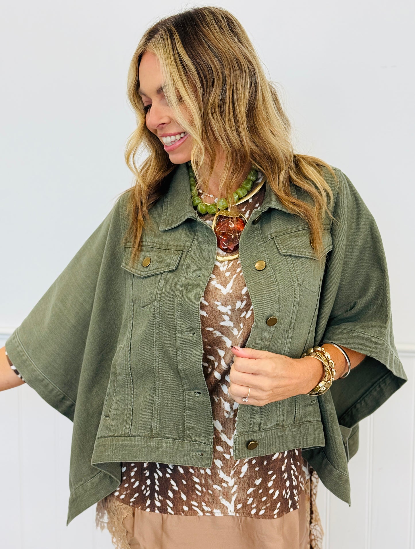 Olive Button Down Shacket (Reg.)