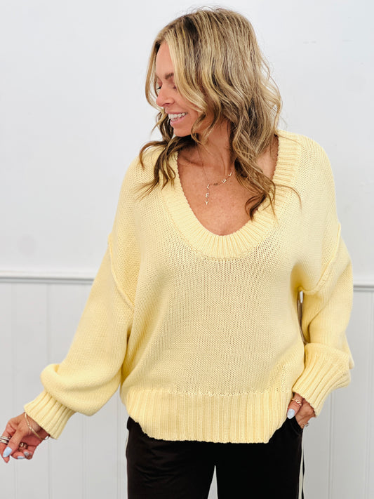 Lemon Scoop Neck Pullover Sweater (Reg.)