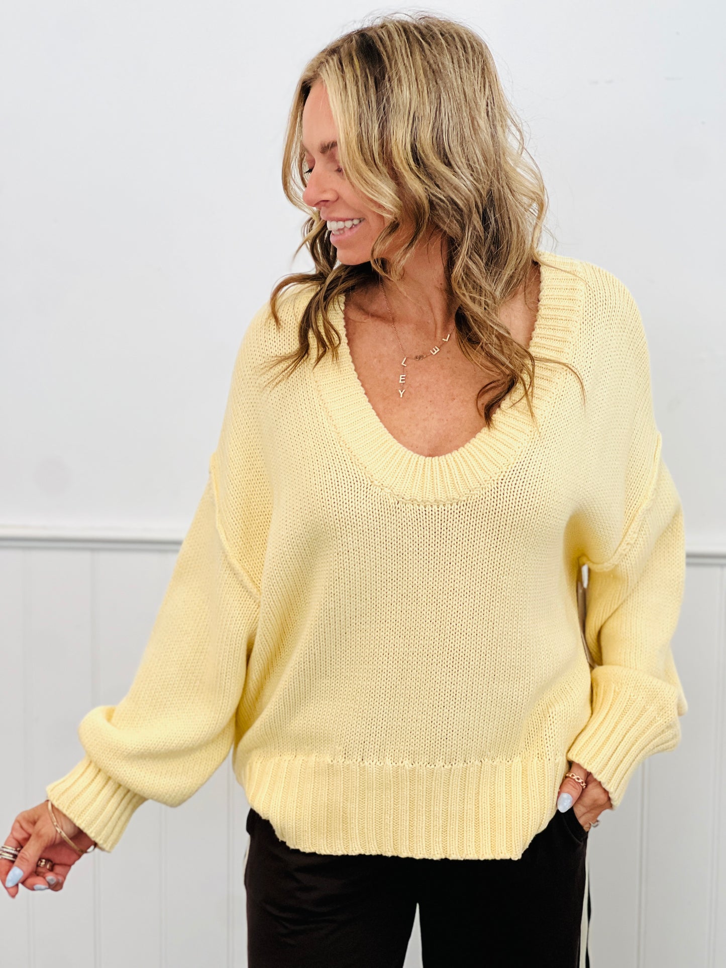Lemon Scoop Neck Pullover Sweater (Reg.)