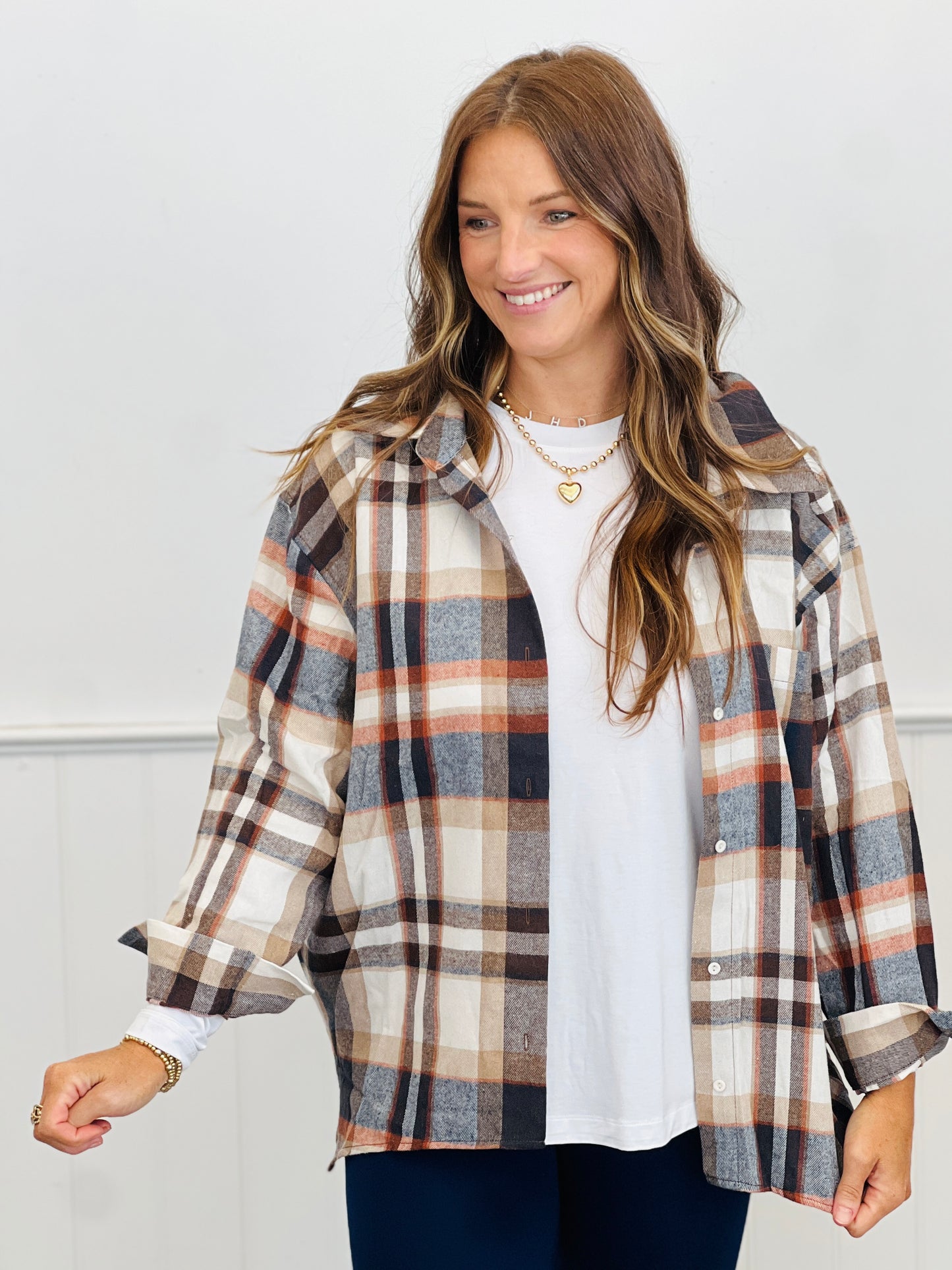 Navy/Taupe Combo Plaid Button Down Top (Reg.)