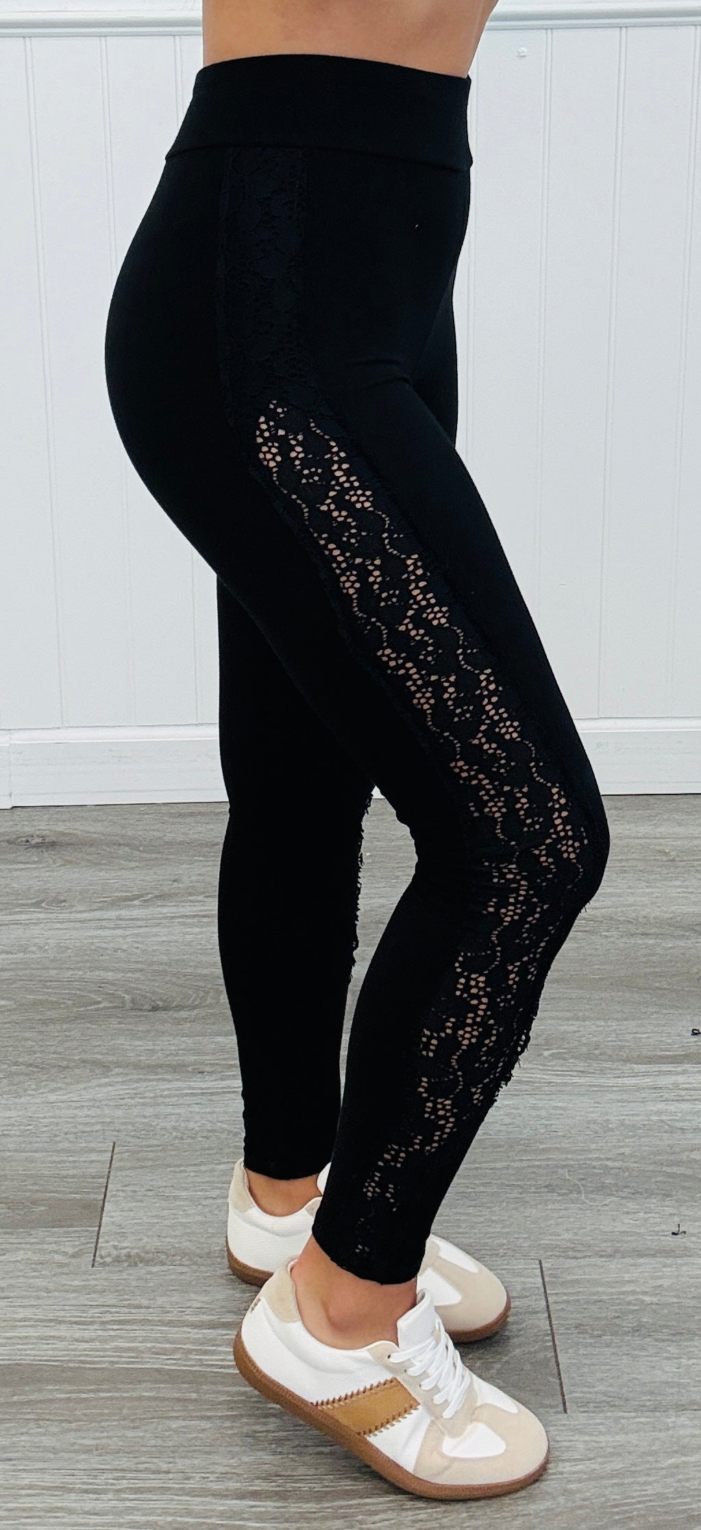 Black Side Sheer Lace Leggings (Reg & Plus)