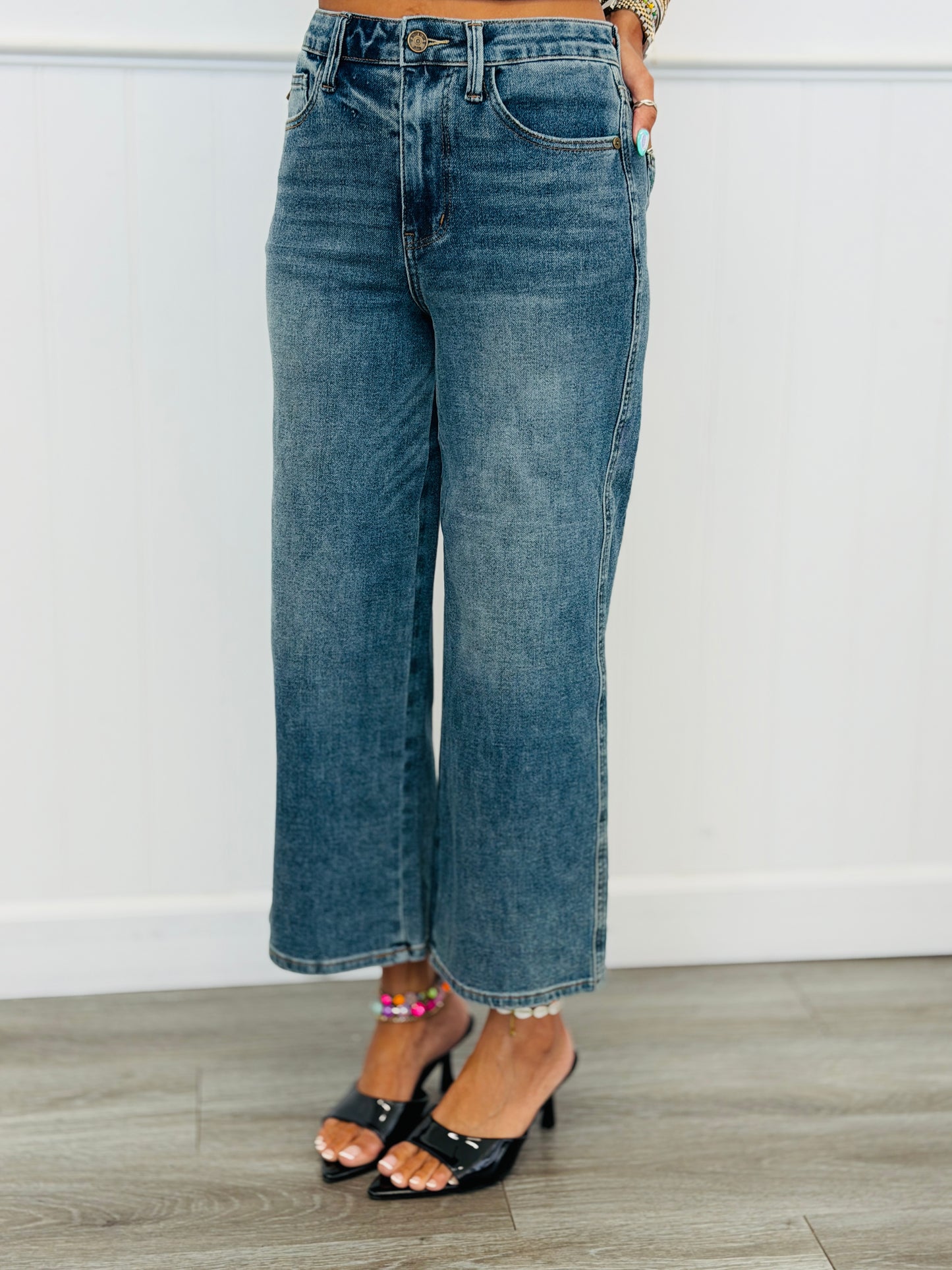 Judy Blue Dottie Effortless Style Wide Leg Jeans (Reg. and Plus)
