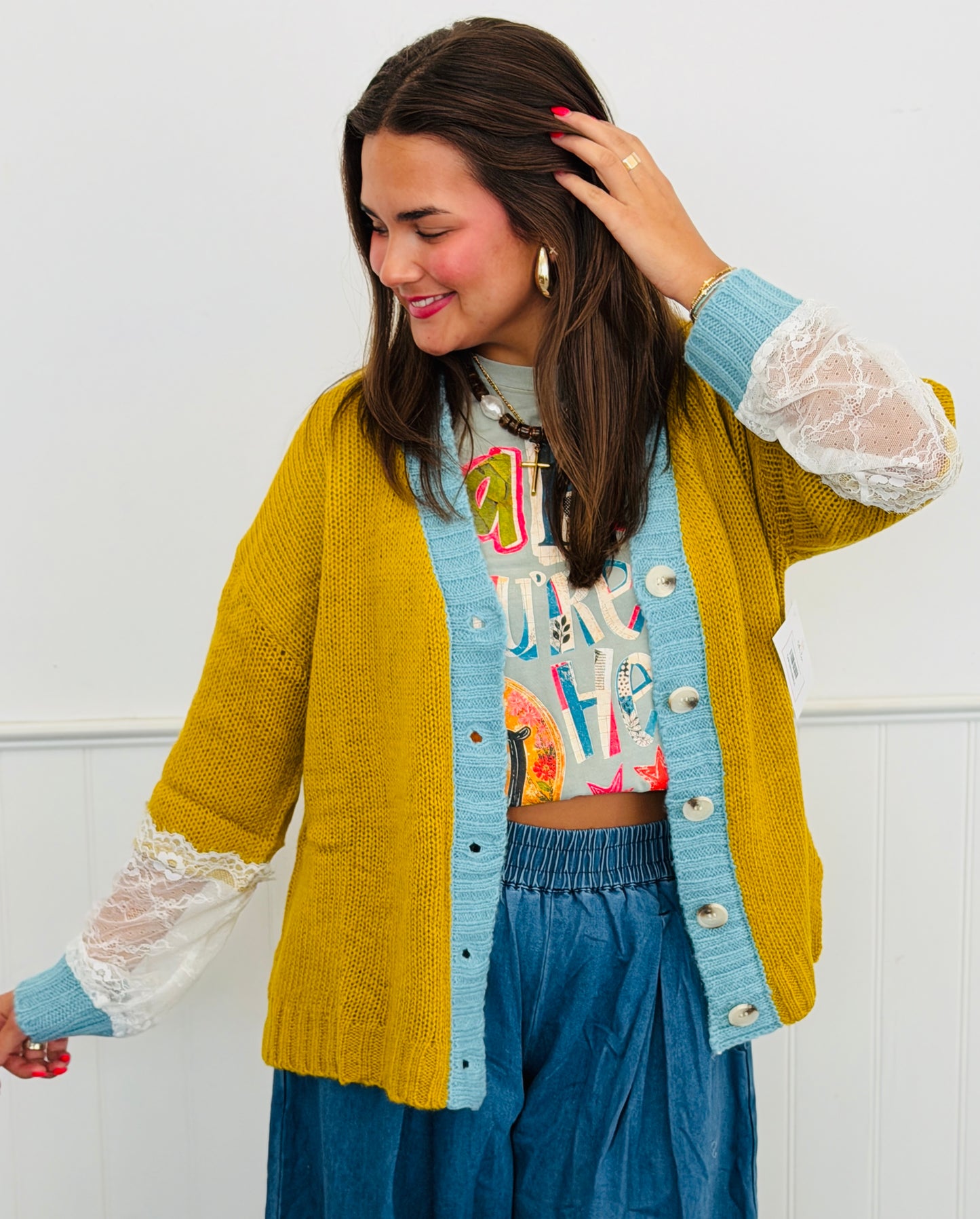 Perfect Contrast Button Front Cardigan (Reg. and Plus)