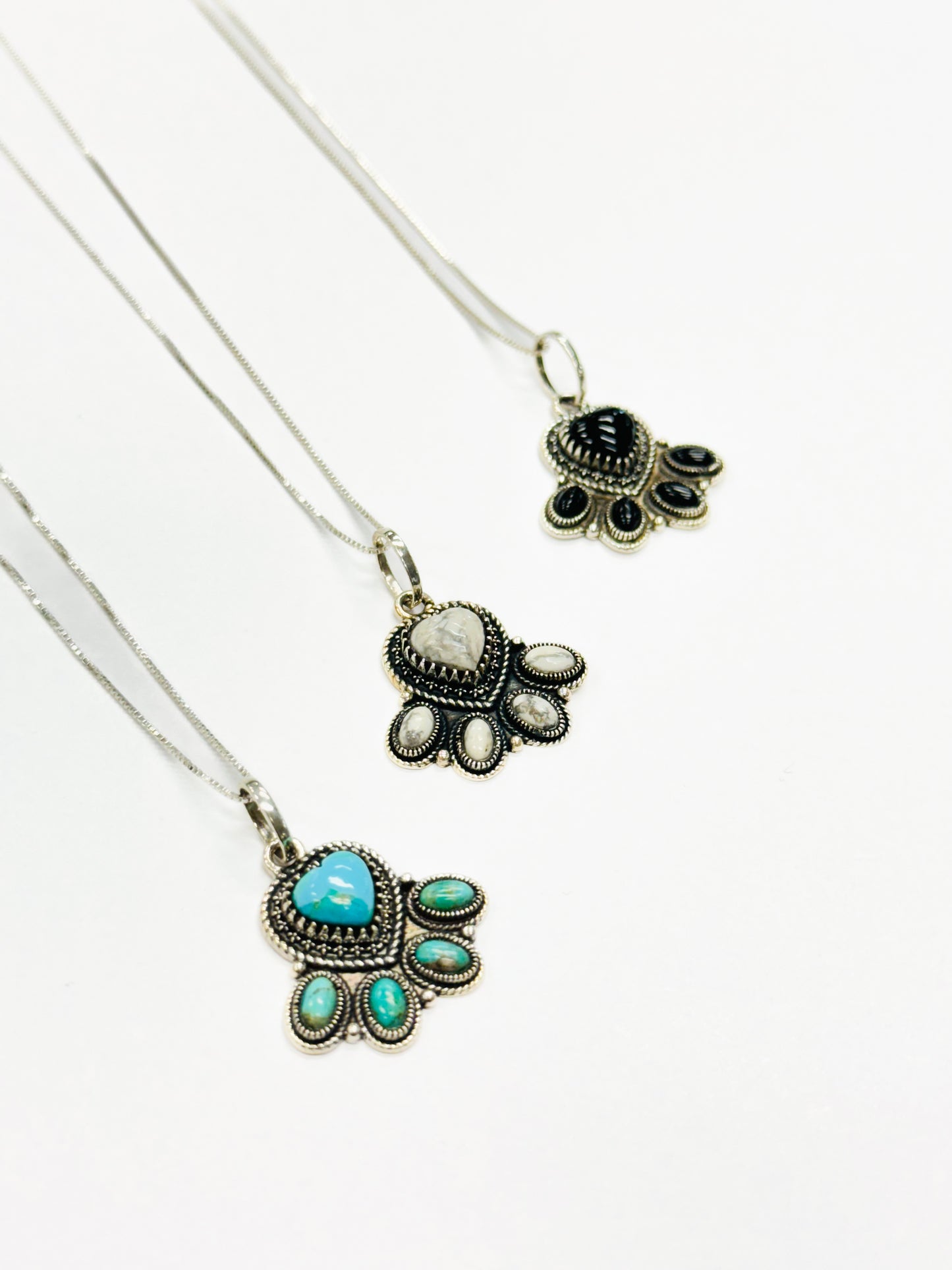 Sterling Silver - Dainty Paw Necklace - 3 Colors