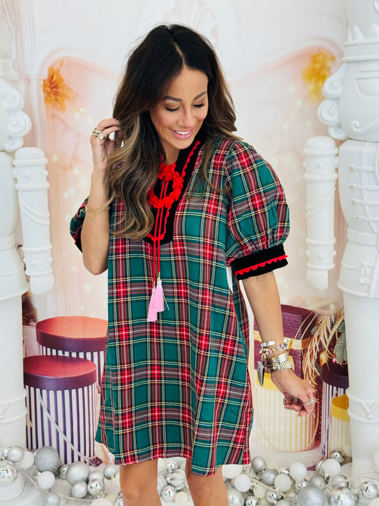 Green Tartan Plaid Mini Shift Dress (Reg & Plus)