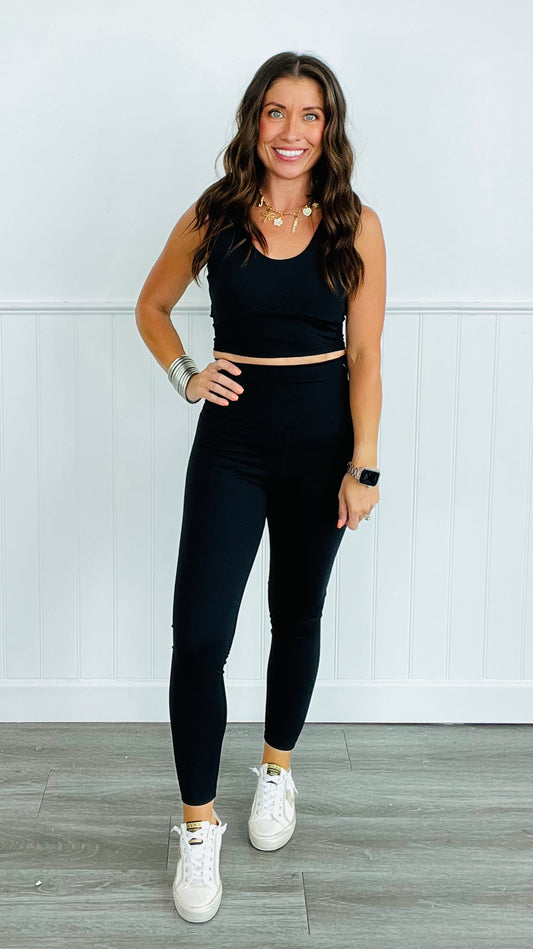 Black Scoop Top & Leggings Set (Reg)