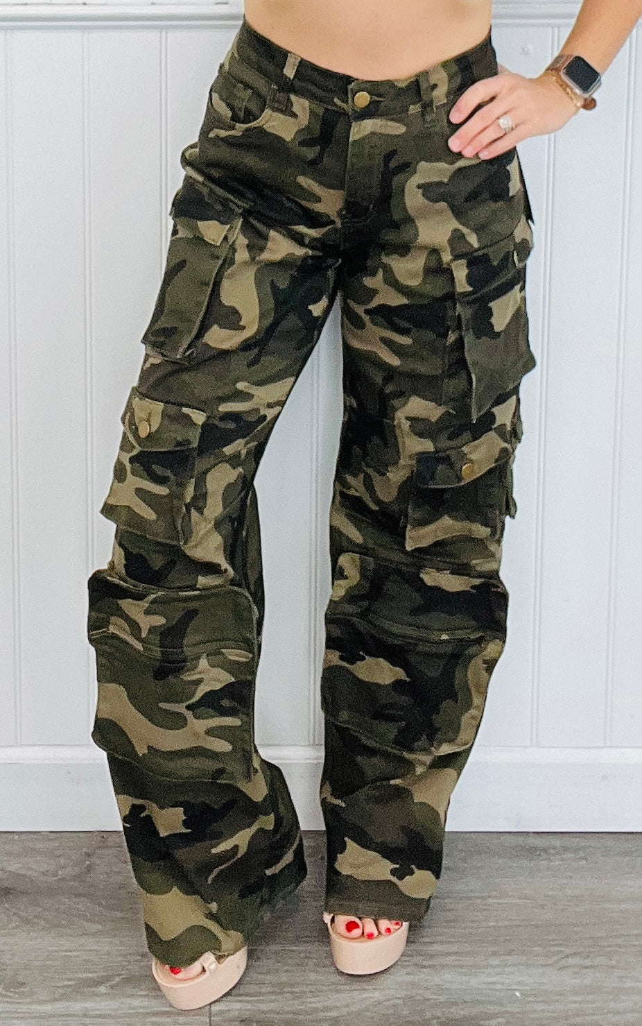 Green Camo Flap & Zip Cargo Pocket Pants (Reg)