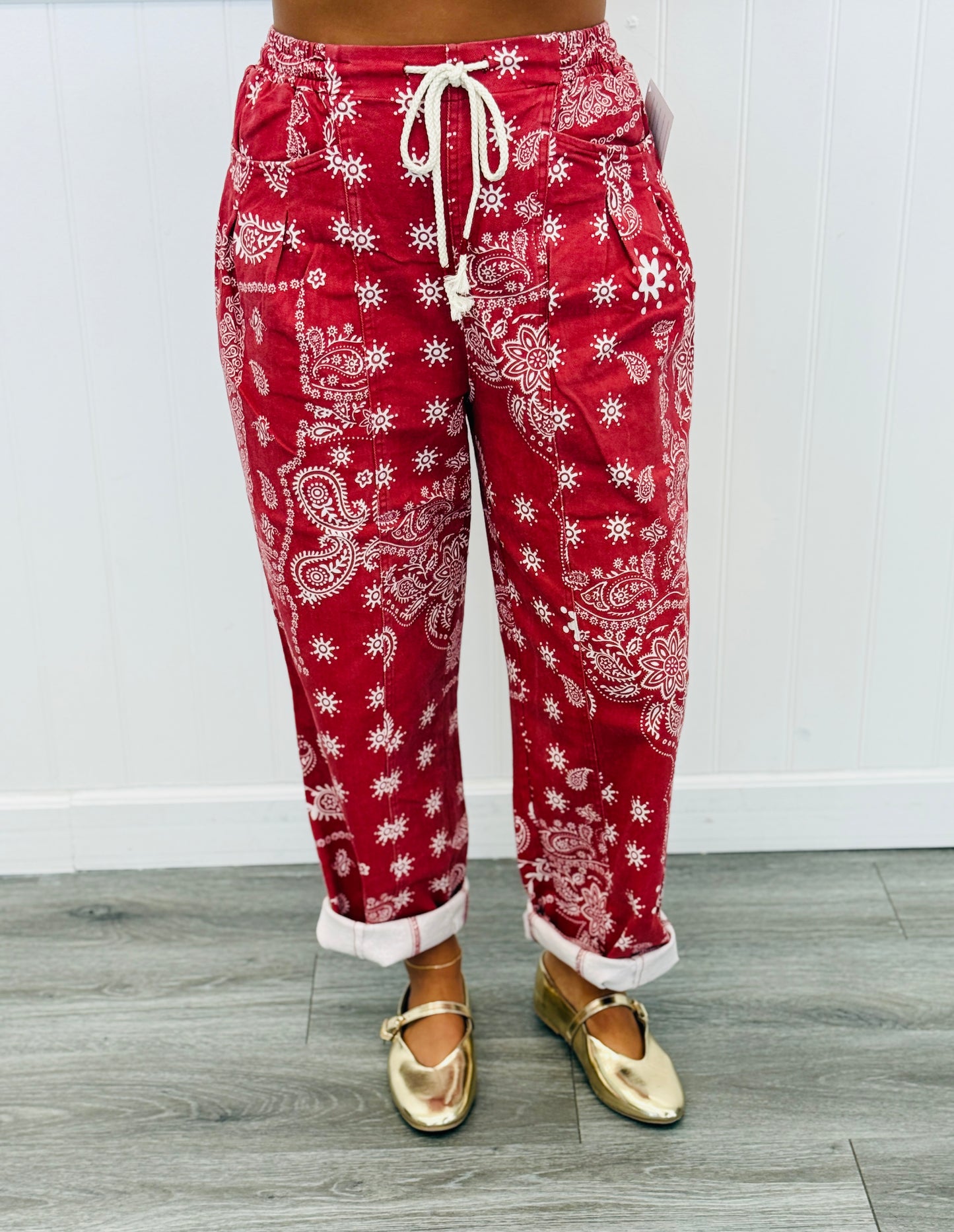 Red Bandana Print Drawstring Barrel Pants (Reg.)