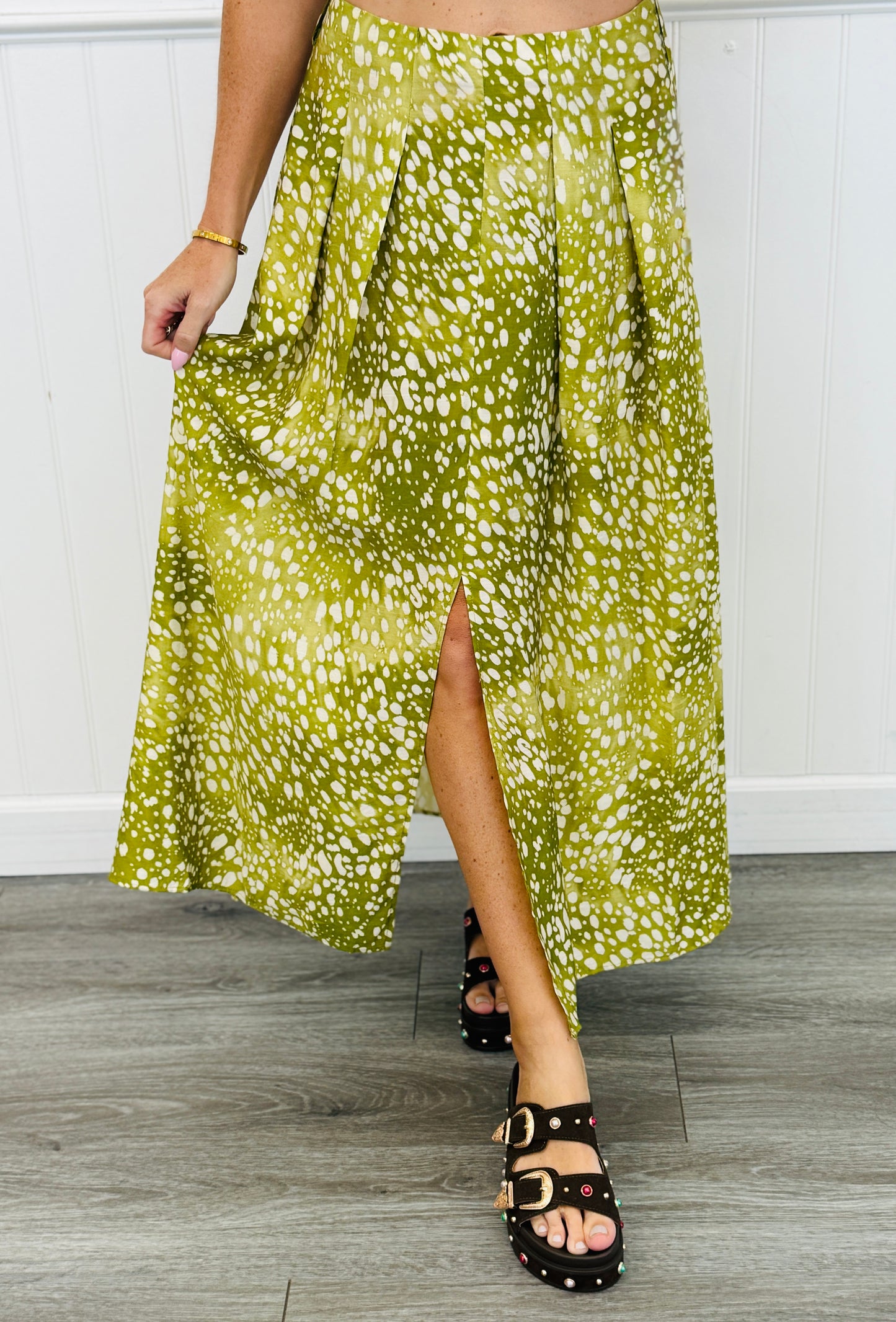 Green Deer Print Front Slit Midi Skirt (Reg.)