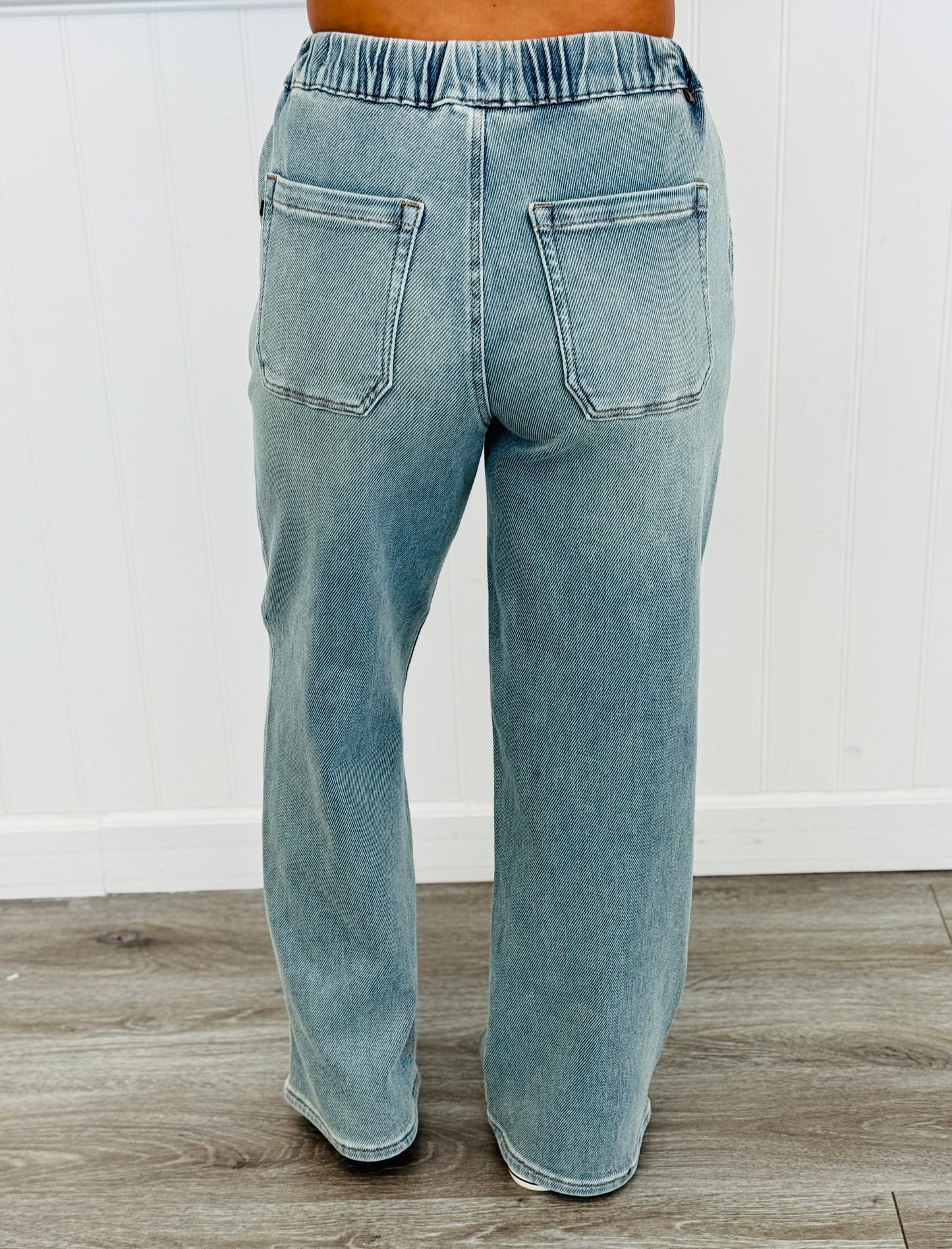 Judy Blue Carefree Days Baggy Jeans (Reg. and Plus)