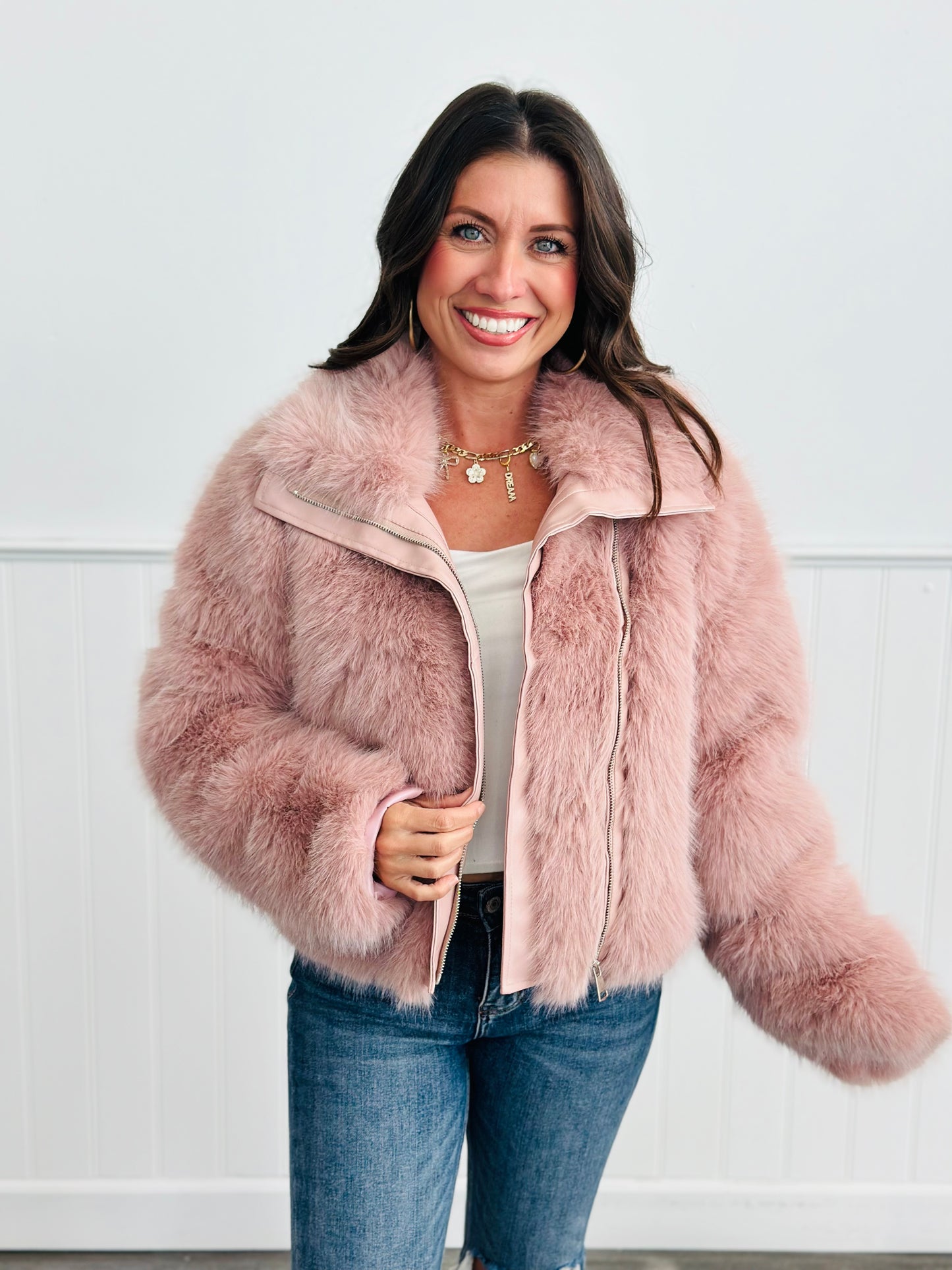 Chic And Cozy Faux Fur Jacket (Reg.)- 5 Colors