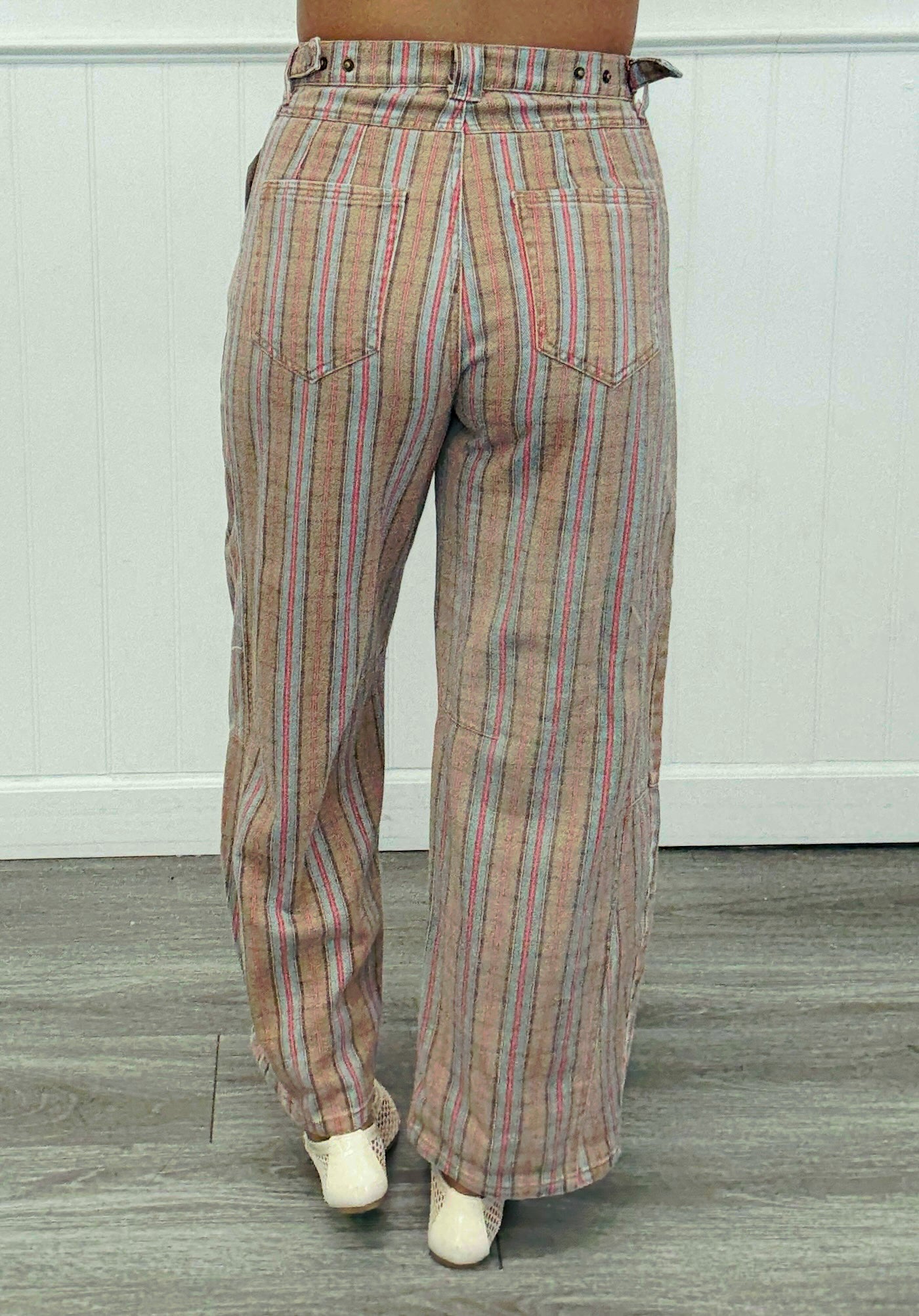 Mocha Combo Plaid Print Barrel Pants (Reg.)
