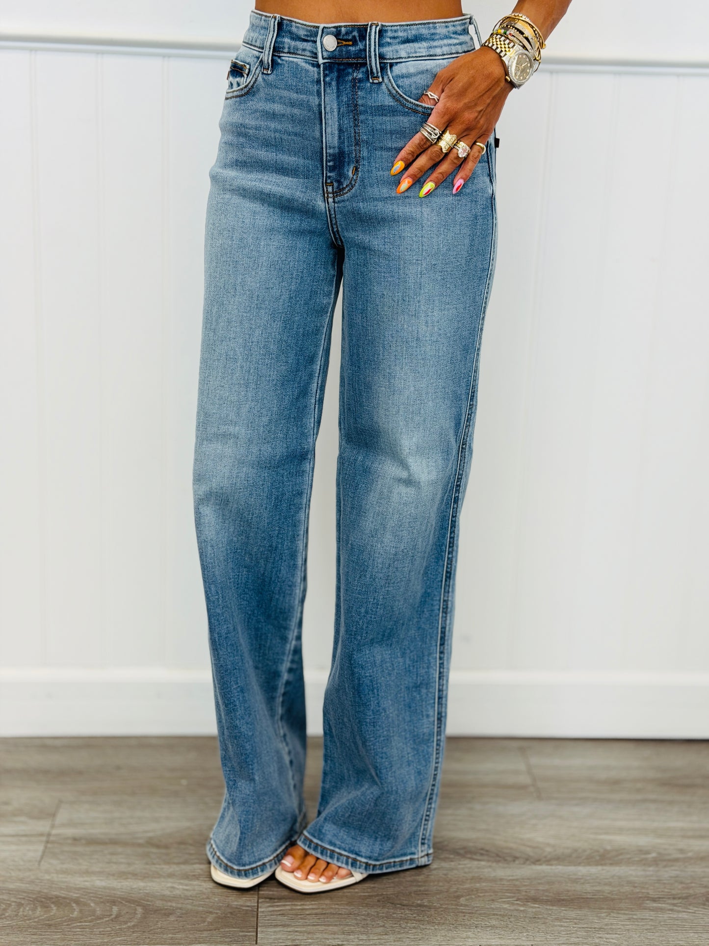 Judy Blue Everyday Icon Column Jeans (Reg. and Plus)