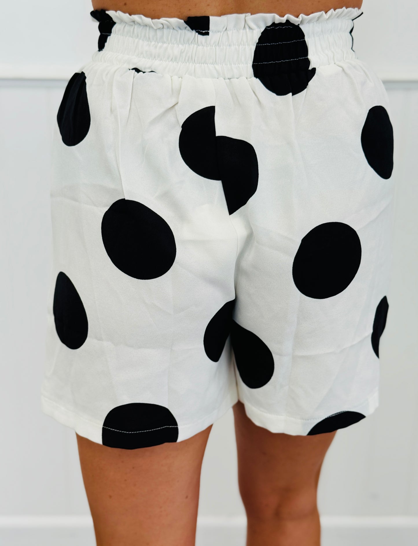 White/Black Big Dots Shirt & Shorts Set (Reg & Plus)