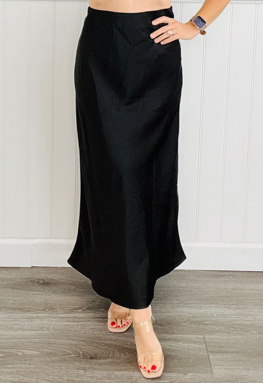 Black Satin Effect Maxi Skirt (Reg)