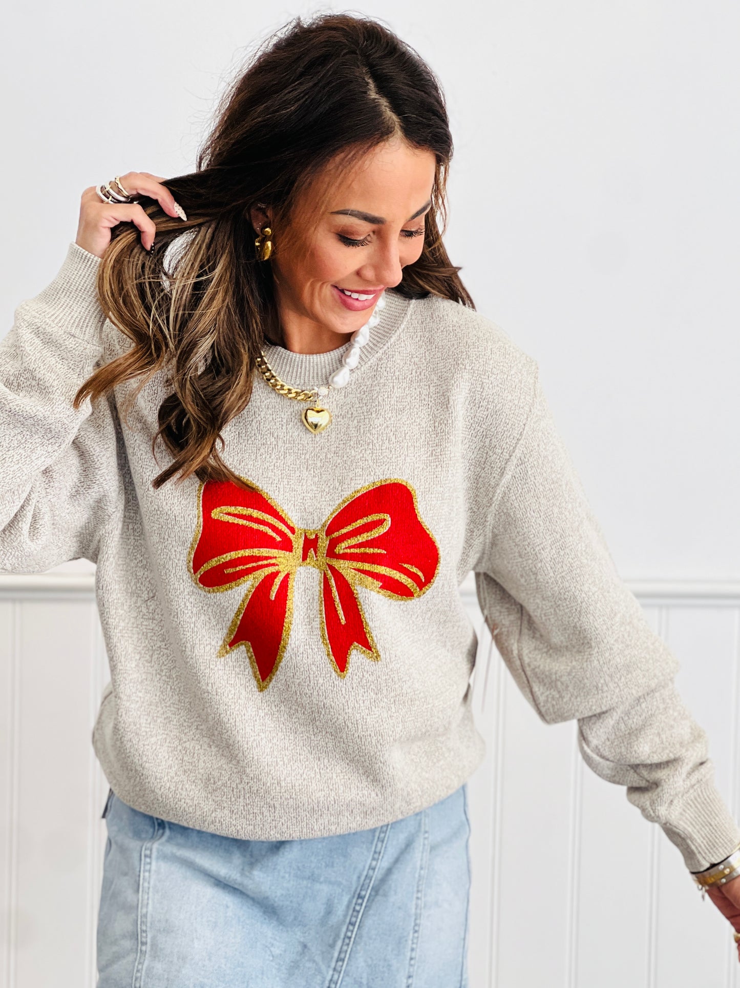 Christmas Bow Tan Knit Sweatshirt (Reg. and Plus)