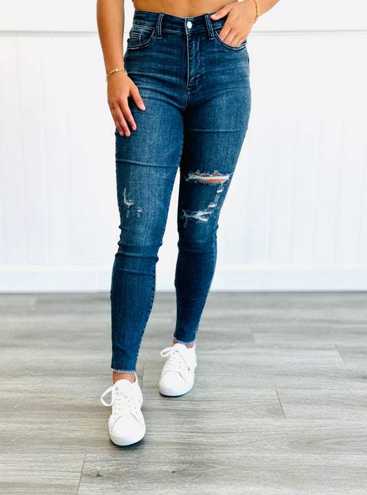 Judy Blue The Best Is Yet To Come Skinny Jeans (Reg. & Plus)