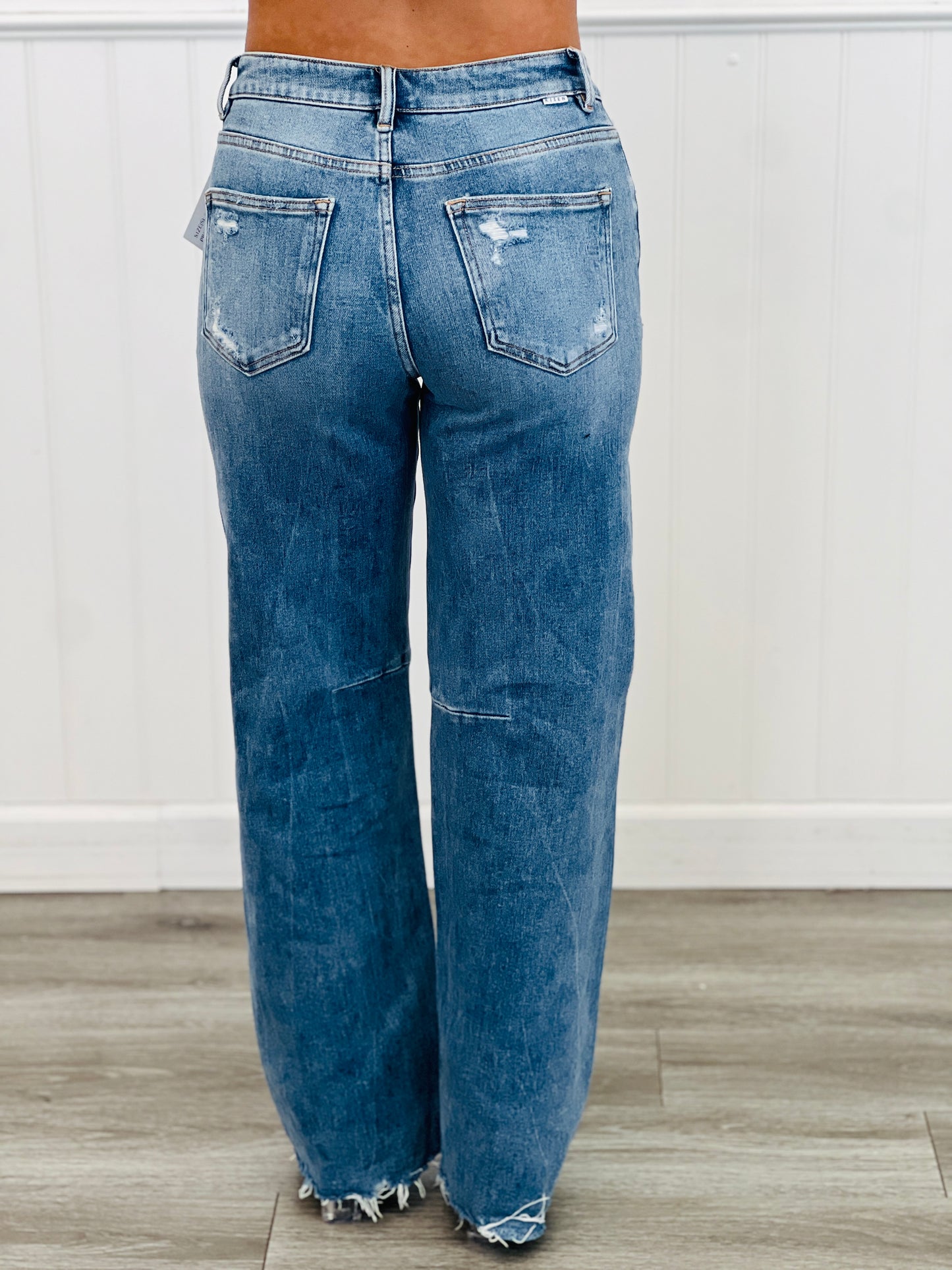 Risen Medium Distressed Design Jeans (Reg & Plus)