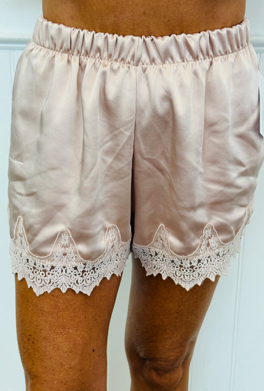 Light Pink Lace Trim Shorts (Reg.)