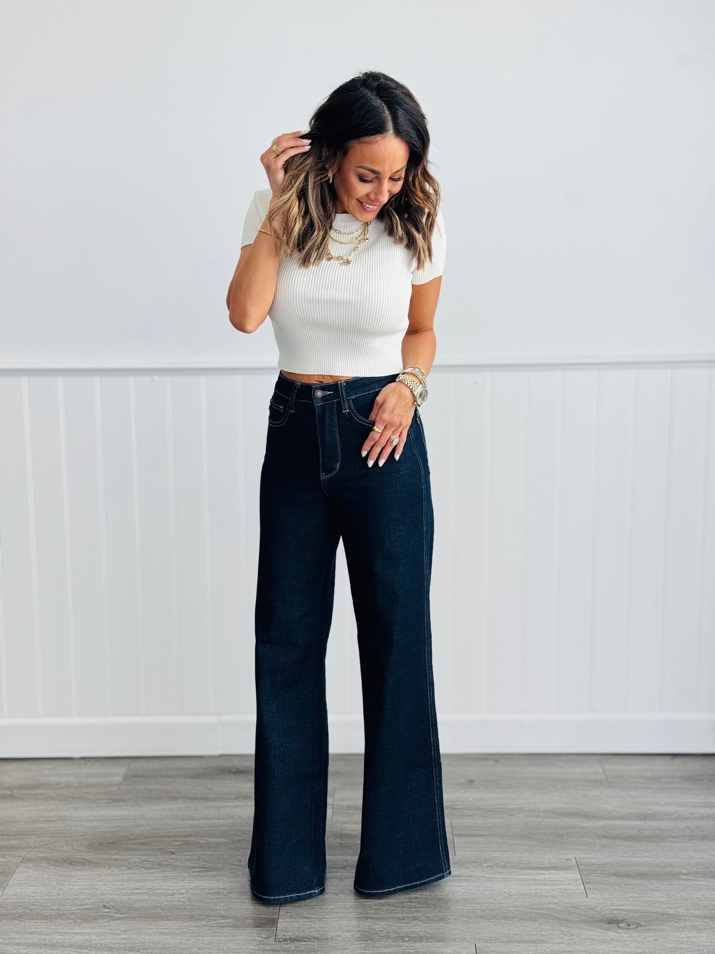 Judy Blue Retro Vibes Tummy Control Wide Leg Jeans (Reg. and Plus)