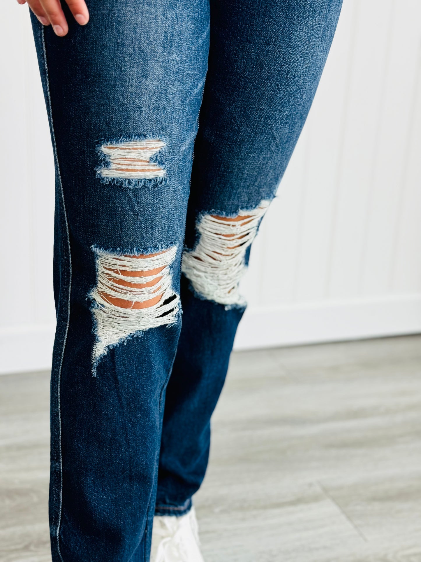 Judy Blue Put Them To The Test Rigid Magic Jeans (Reg. and Plus)