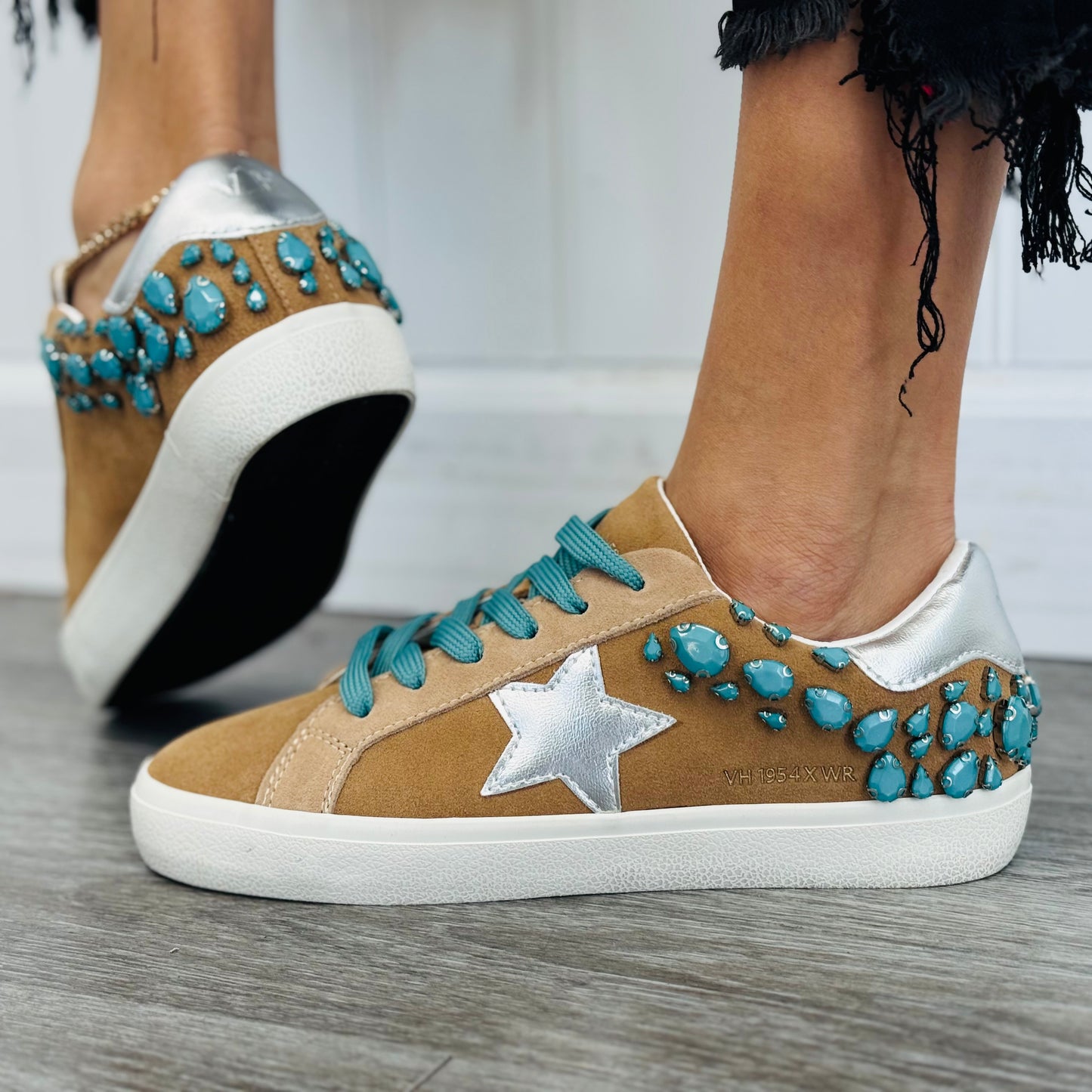 VH x WR Wanderlust Sneakers