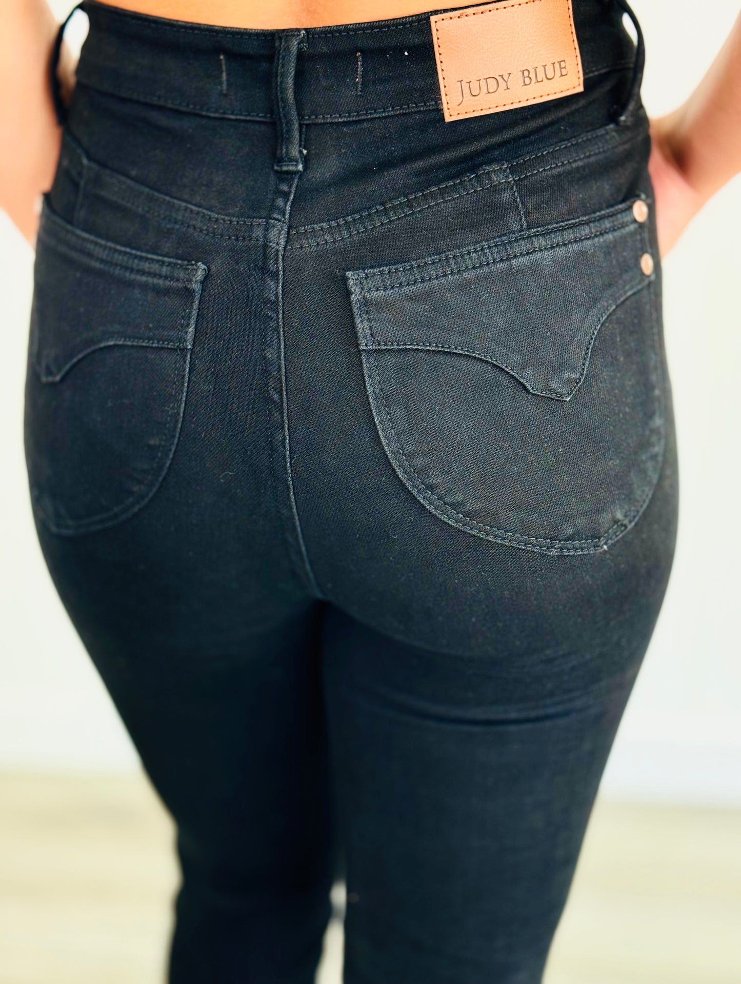 Judy Blue Back To The Basics Tummy Control Skinny Jeans (Reg. and Plus)