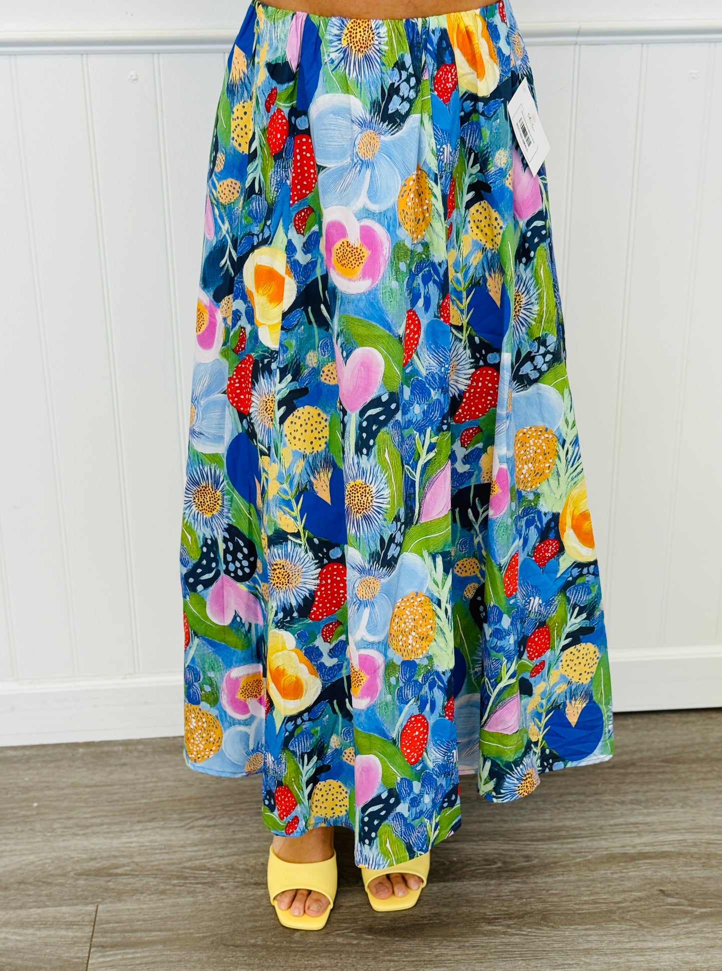 Blue Floral Embrace Midi Skirt (Reg.)