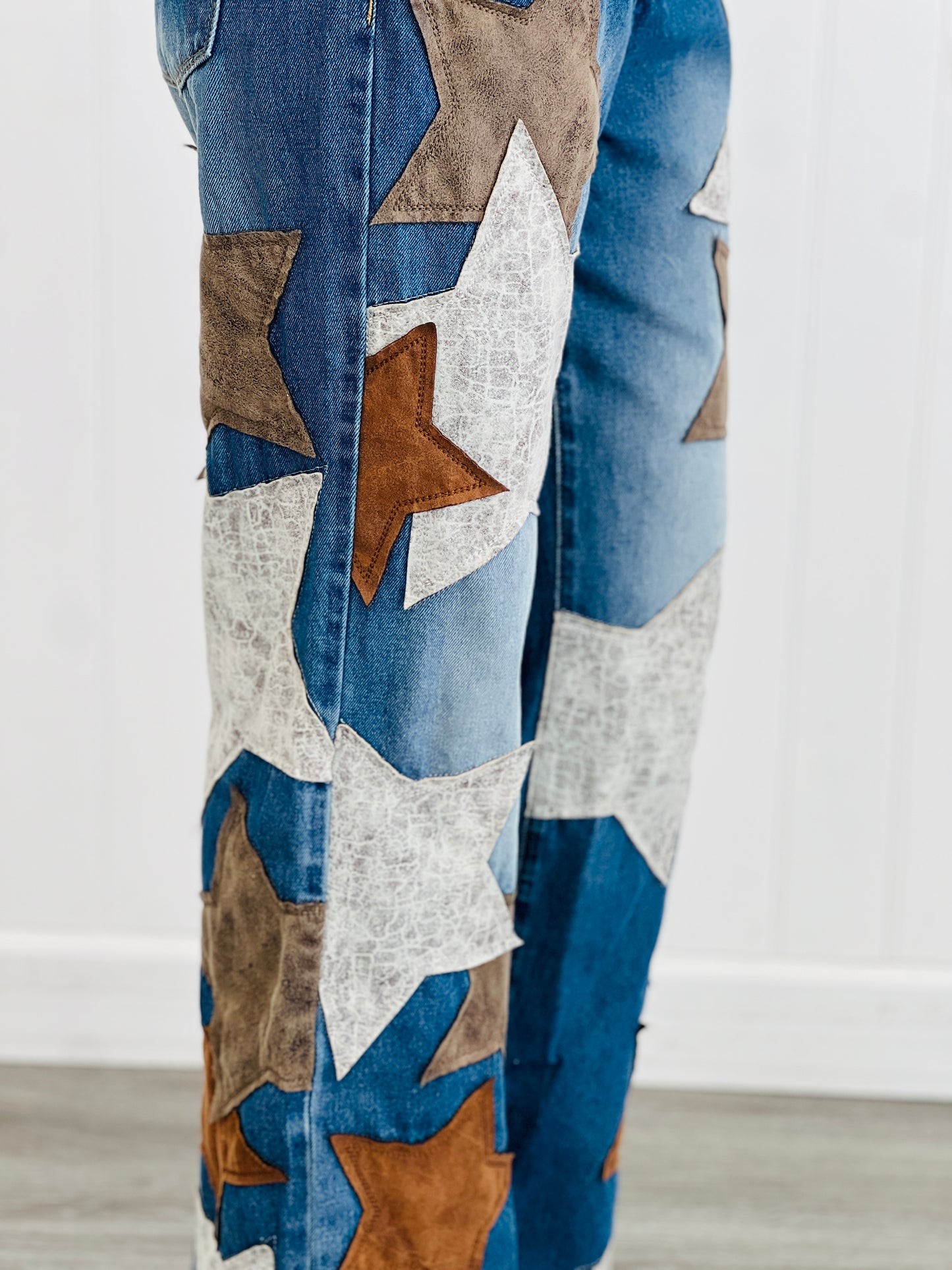 Oli & Hali Washed Denim Star Patch Jeans  (Reg.)